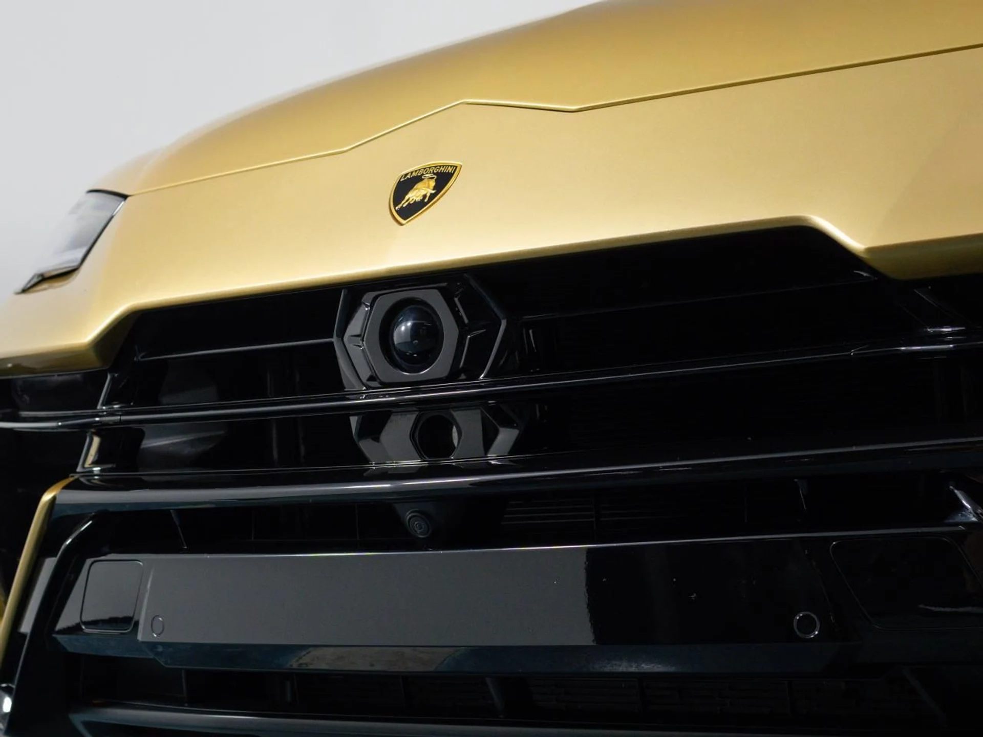 mph014_3398985678_Used_2023_Lamborghini_Urus_S_1785169230_43b7ca377d