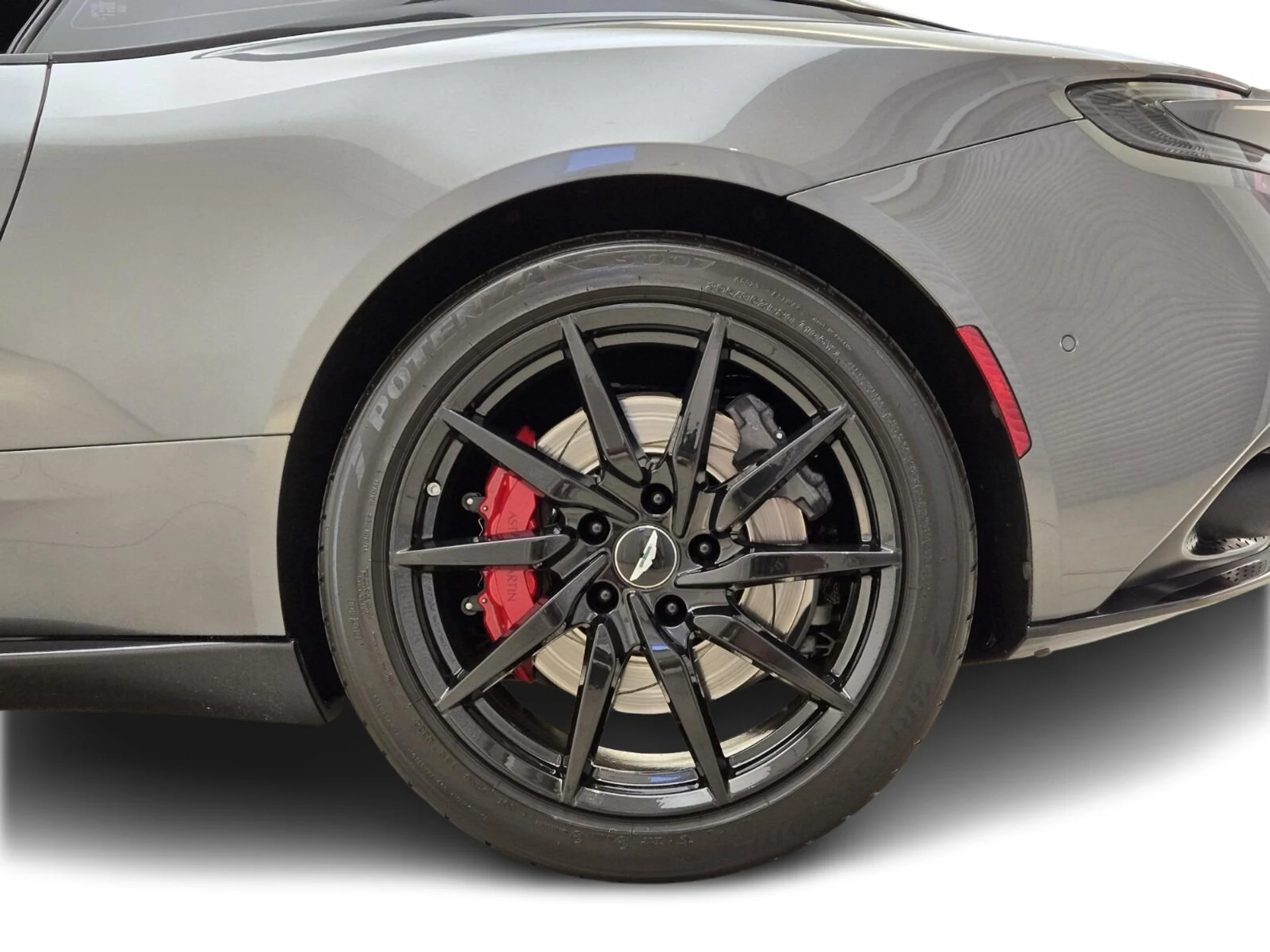 mph014_3401178724_Used_2020_Aston_Martin_DB_11_1727783491_43cd34aa64