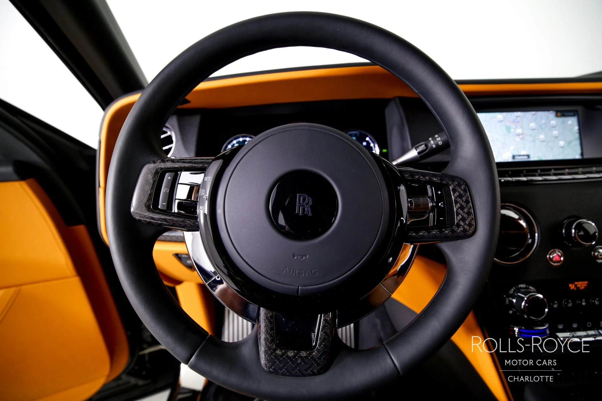 mph014_3402418651_Used_2023_Rolls_Royce_Black_Badge_Cullinan_1715880201_1638867c64