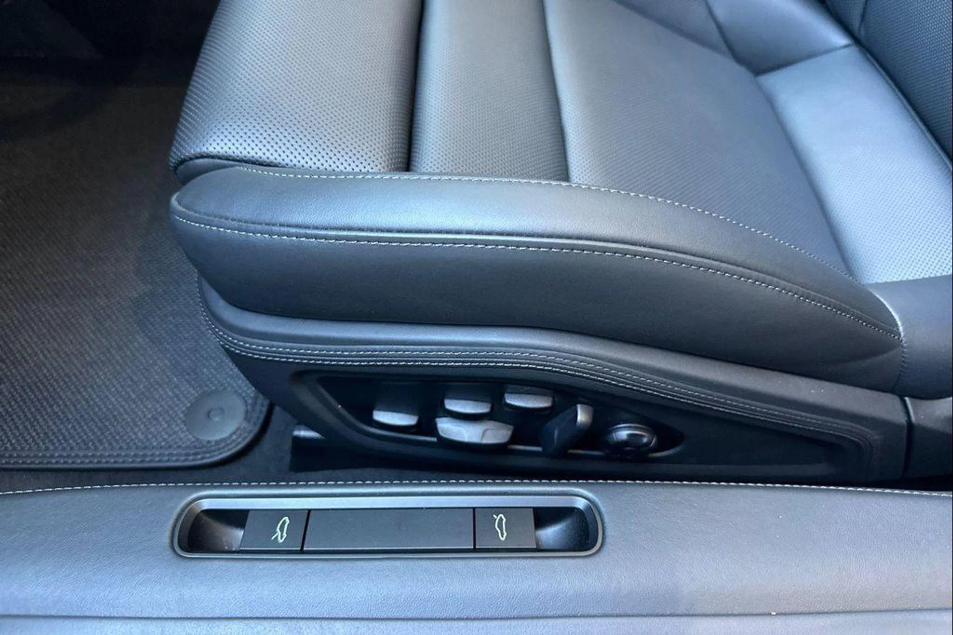 mph014_3403374607_RY_1a_L_e_IK_Wkroq_Y25_P_Nt_X_Rzw_Lr_M_6254a259a7