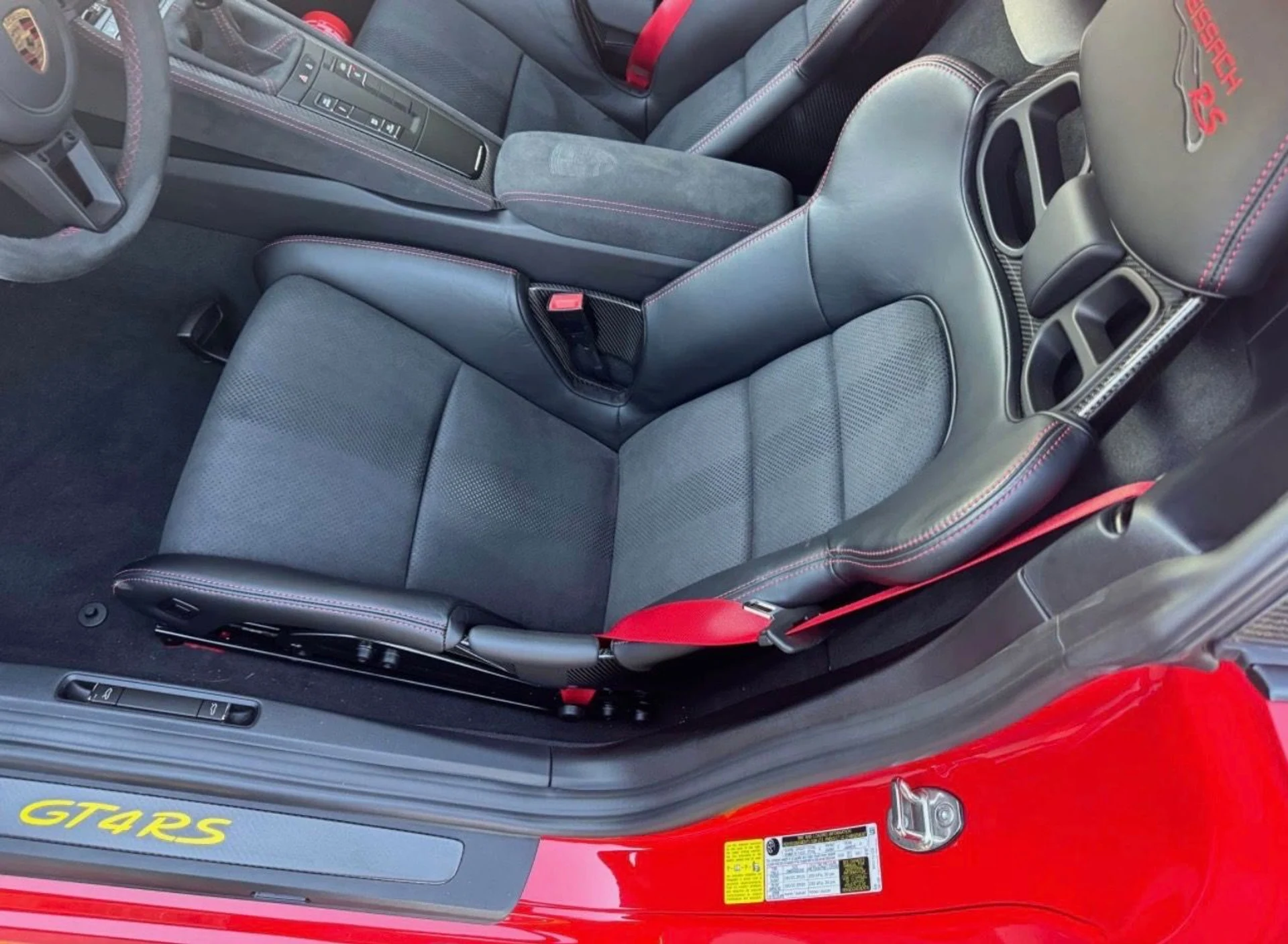 mph014_340378758_Used_2025_Porsche_718_Cayman_GT_4_RS_1762885894_07dc407c22