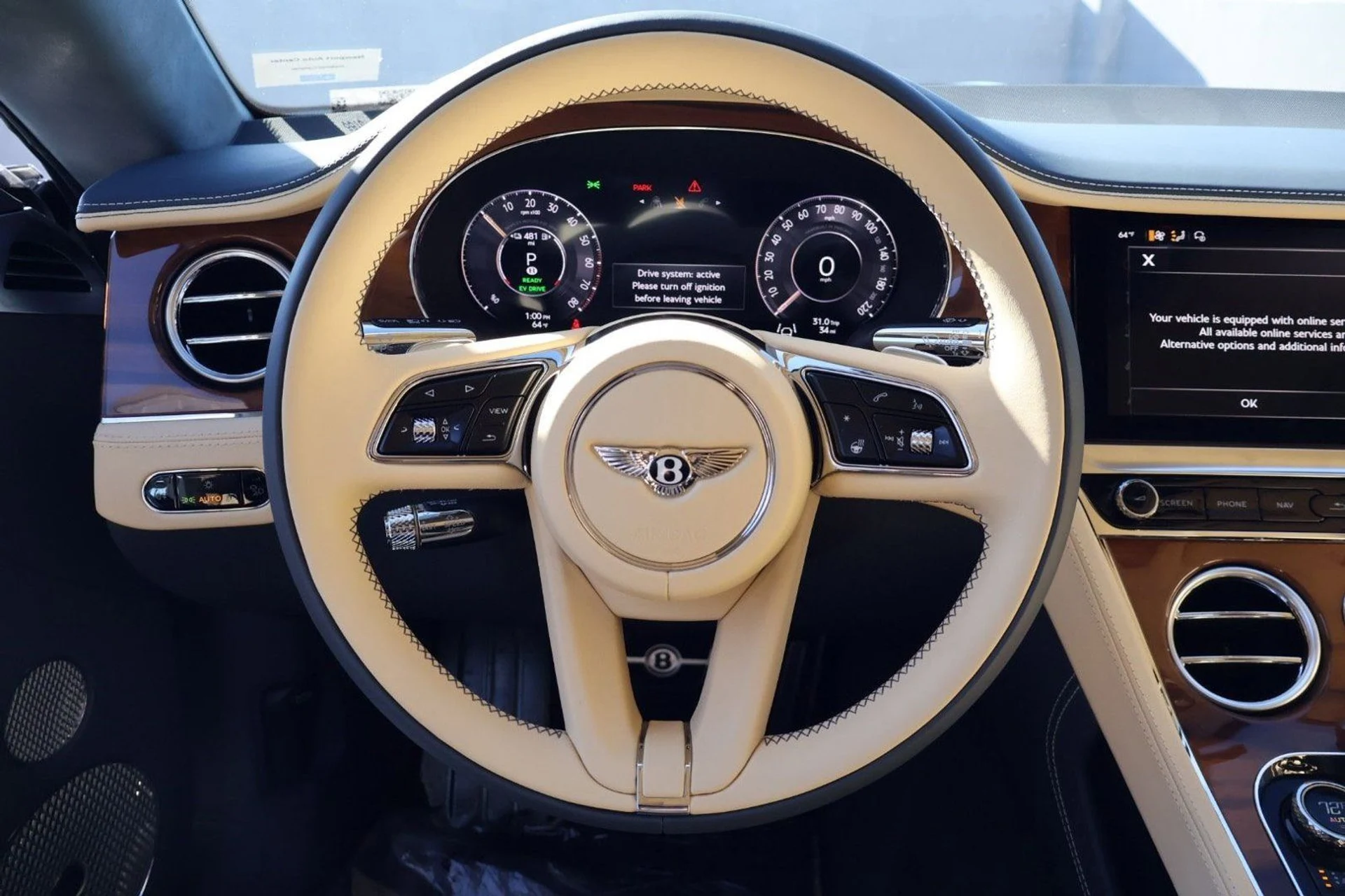 mph014_3414337008_70007c3045e07ddf9cc7b378dd5c85c2x_7de4ffa099