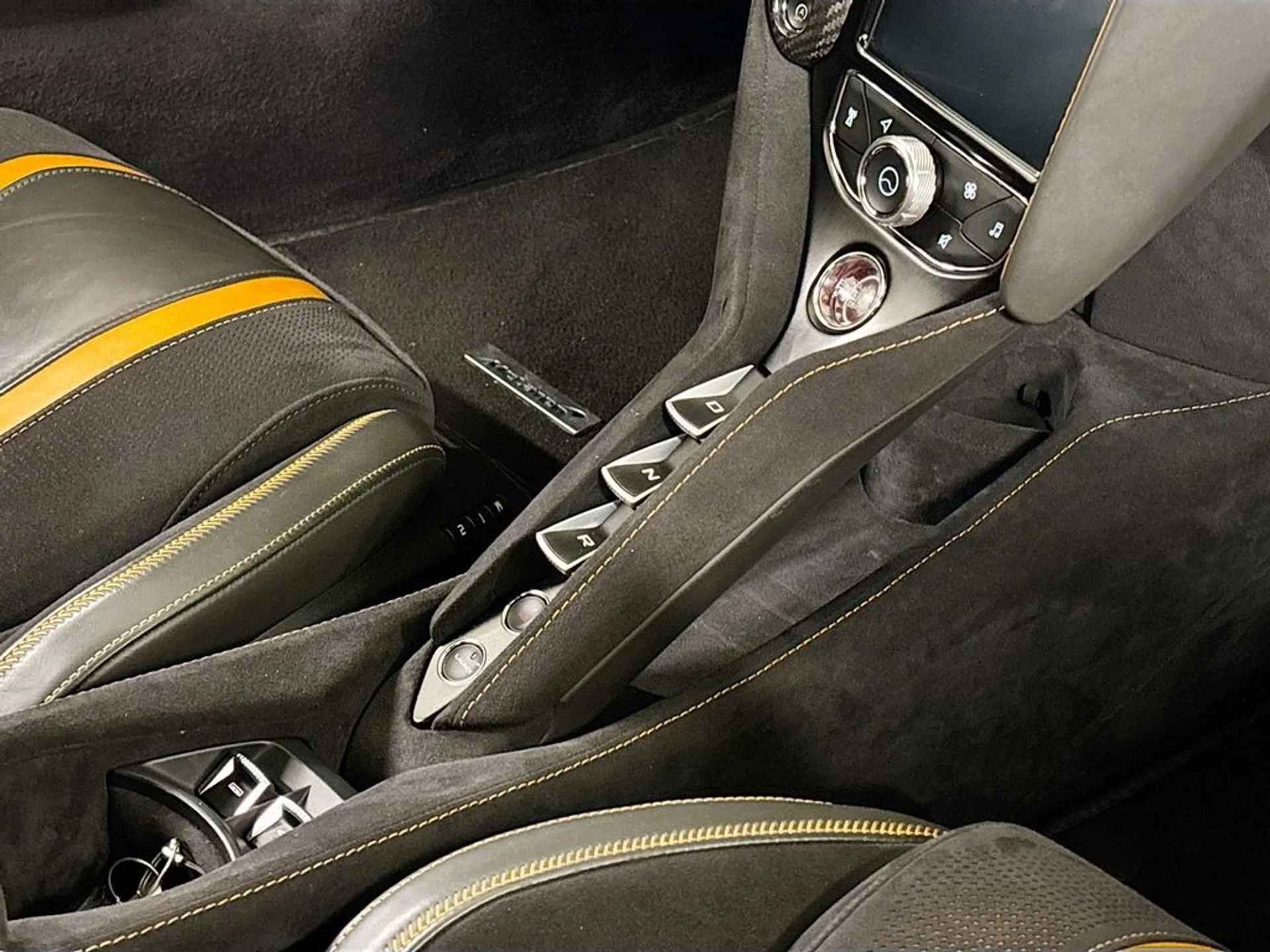 mph014_3419007069_93ea4170e42f4a22c82edf9d9dddcf75_0c71b71698