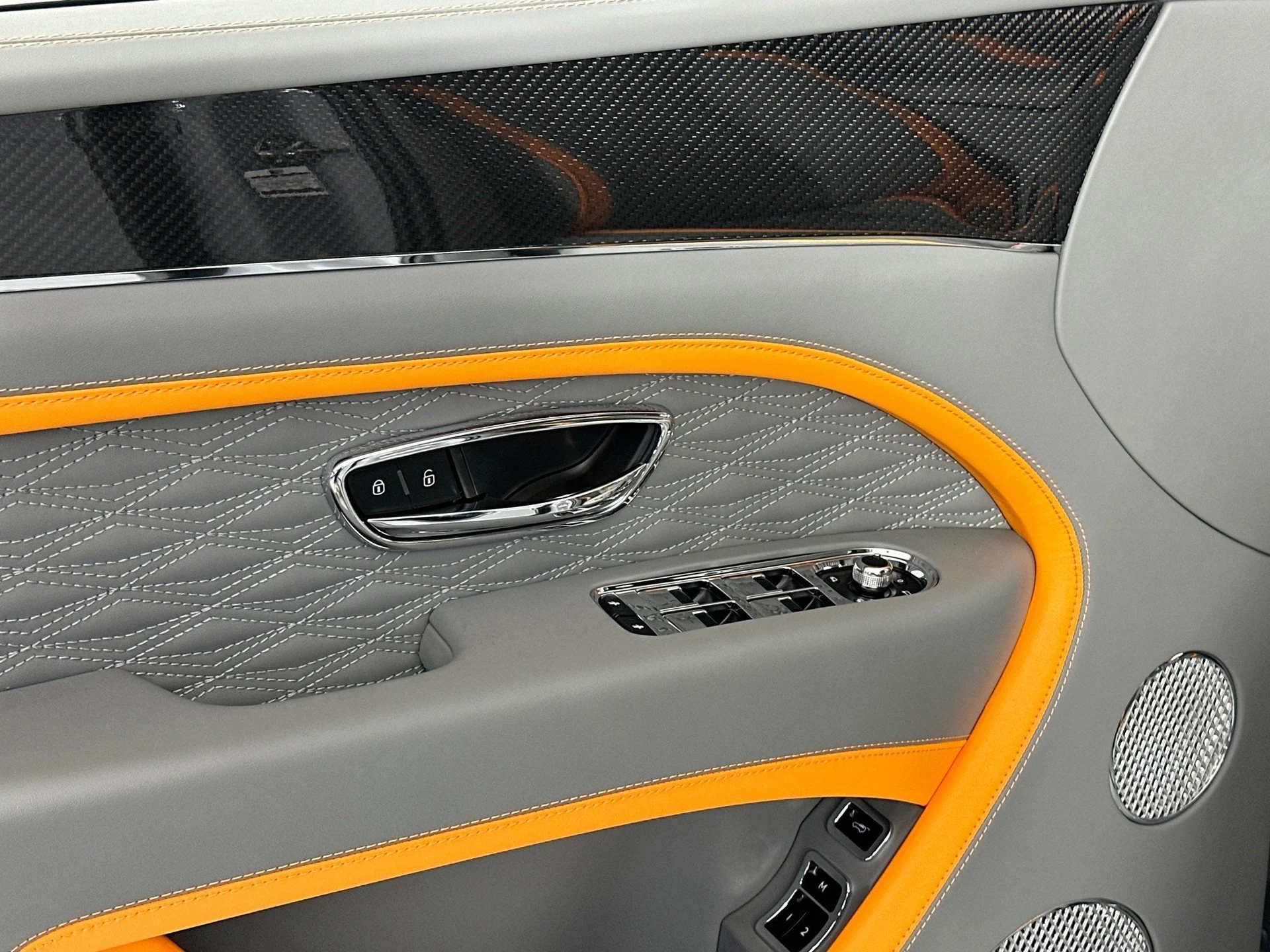 mph014_3420230937_15_e340bb11ba