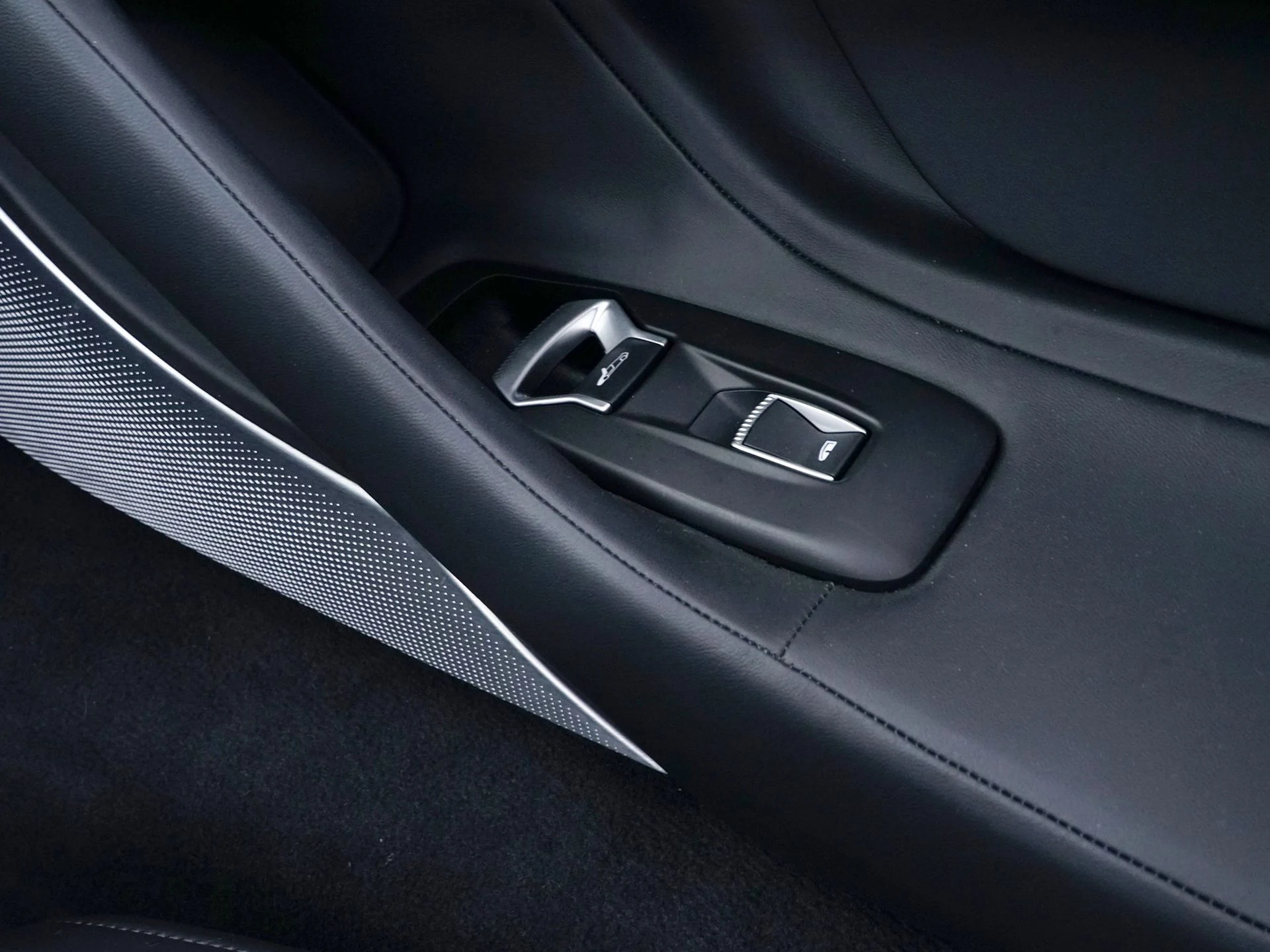 mph014_3430722530_81726ba7be0425b917e39b4cdc17ee7ax_d460a1ec9c