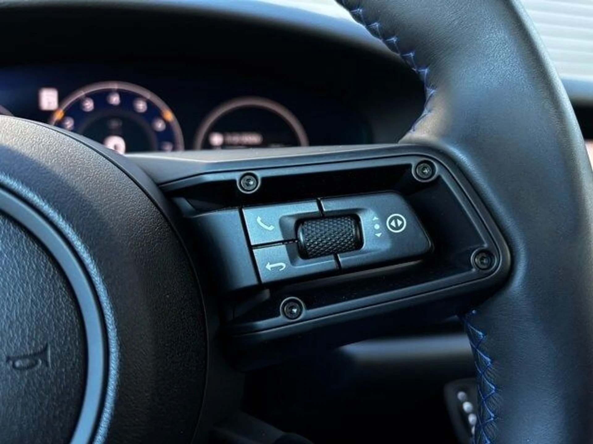 mph014_3432206225_73d53430e9f31604c6cfe01bda1ff8fdx_e03c4535c6