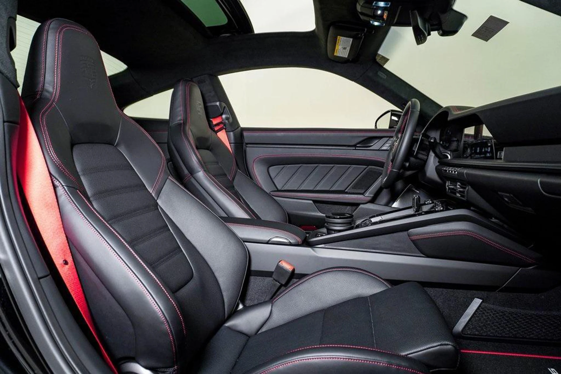 mph014_3441647333_Xw_UW_Pt_P_Eh_N_Vp_T_Jv_EB_9c8_Lr8_p_Lo_850de261d3