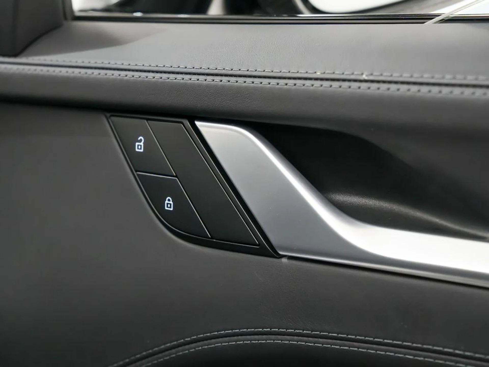 mph014_3445135267_hn_w_S0xzm80g_OG_Nso0204_J_Wgas_15b4384878