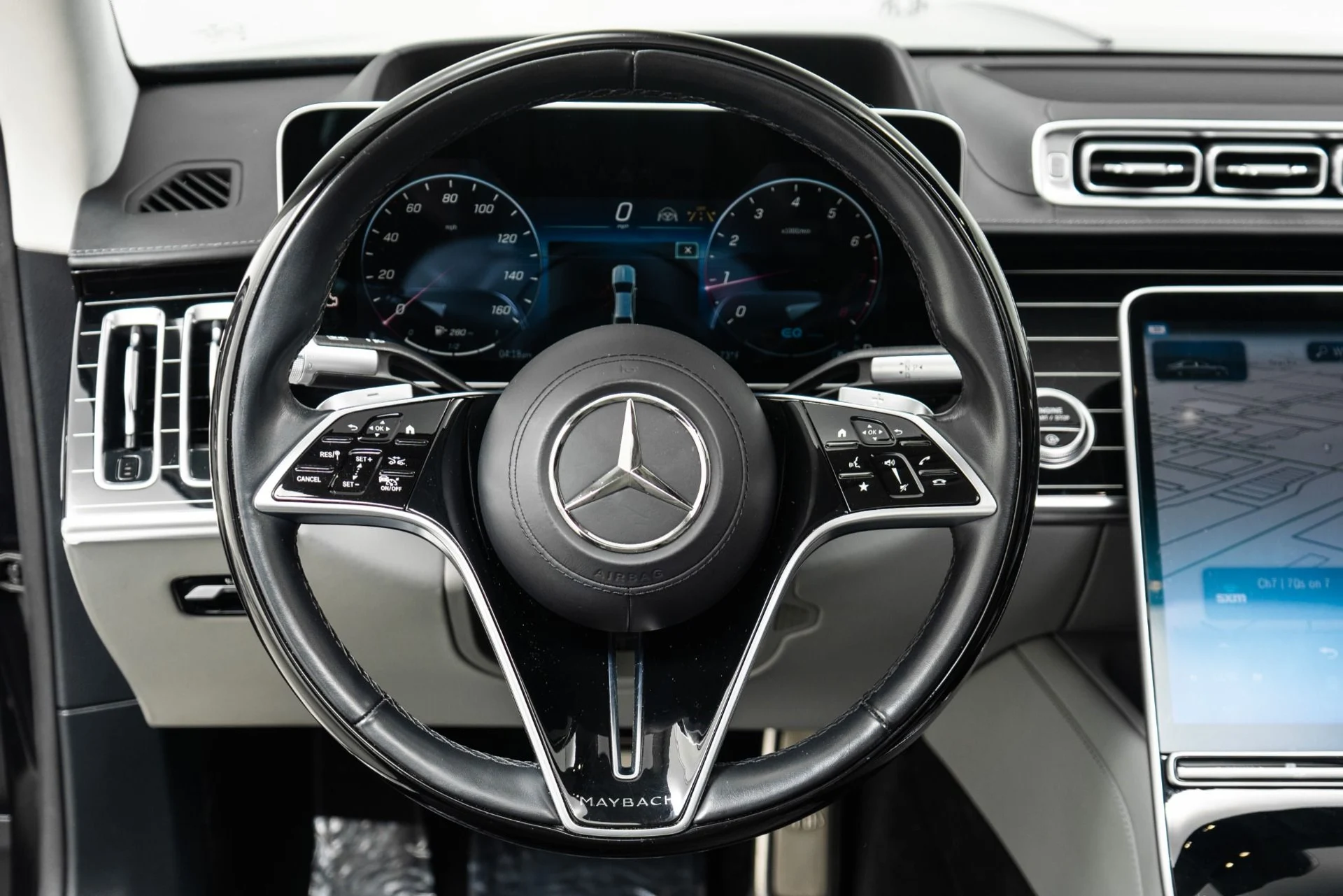 mph014_3447013145_Used_2021_Mercedes_Benz_Maybach_S_580_4_MATIC_Factory_Two_Tone_paint_Executive_Rear_Seat_Package_Bottle_Chiller_1776288092_dbe5c74908