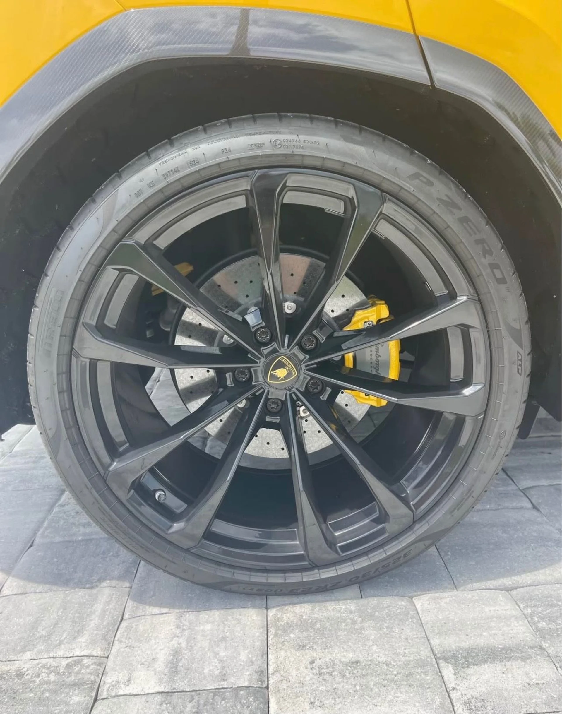 mph014_3448319464_Used_2020_Lamborghini_Urus_1754064719_84c9ab6eaa
