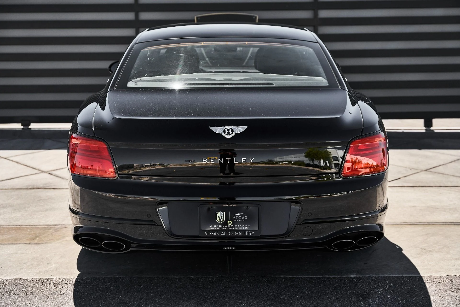 mph014_3458050839_Used_2024_Bentley_Flying_Spur_1782150638_5a3de0b468