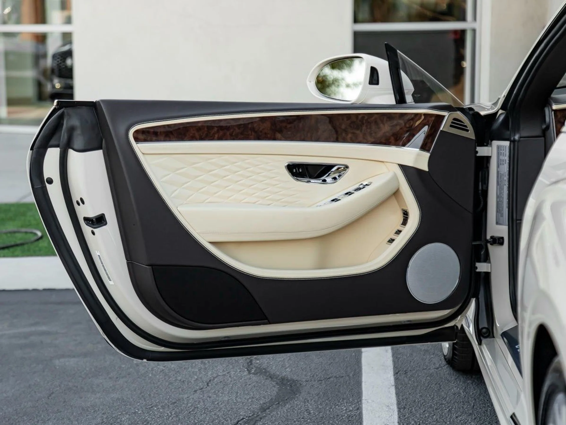 mph014_3465545374_15_f899c1395f