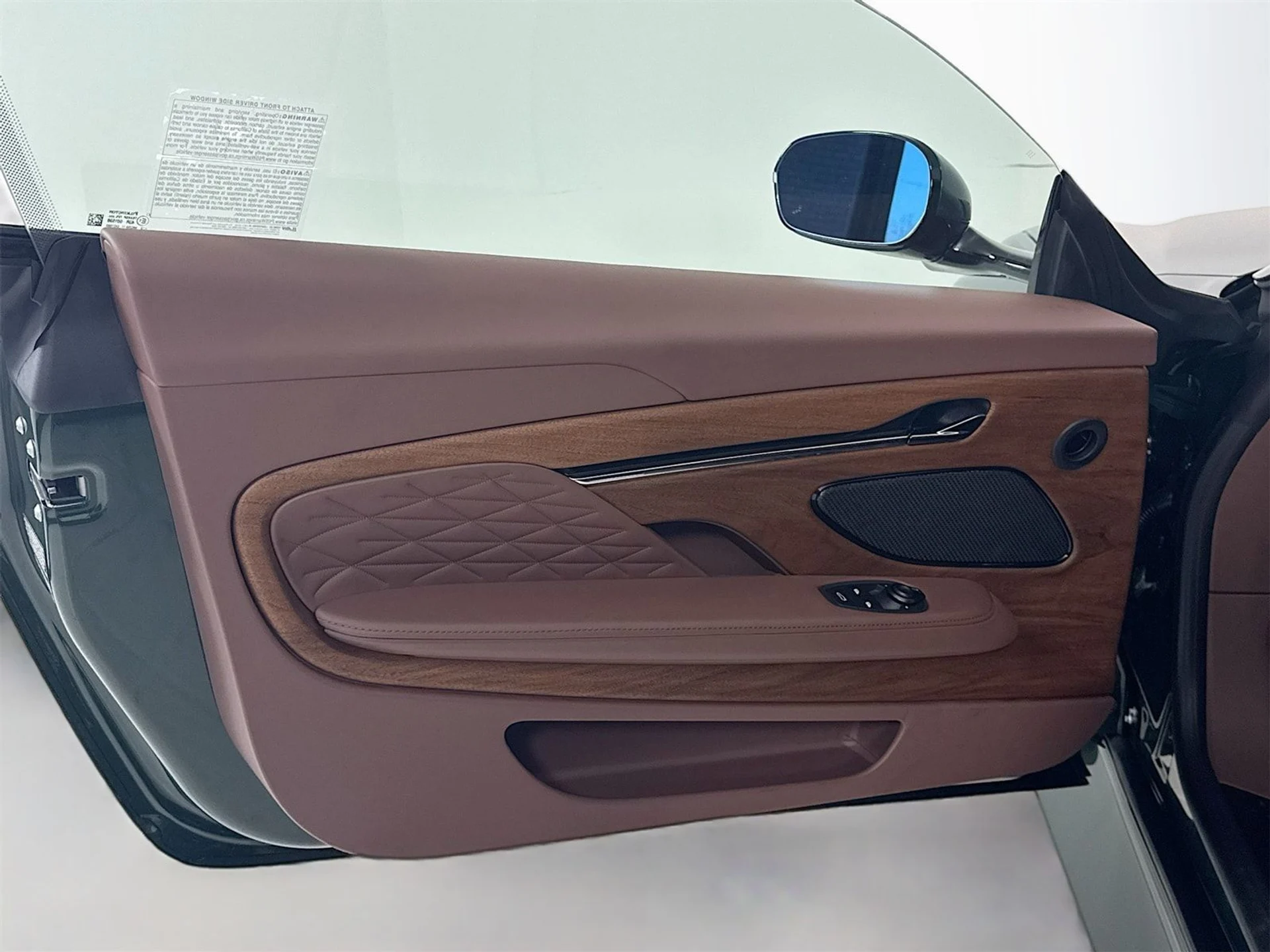 mph014_3485247251_ebfed35fb59456c7281407a5c7cc1b86x_d251f330f7