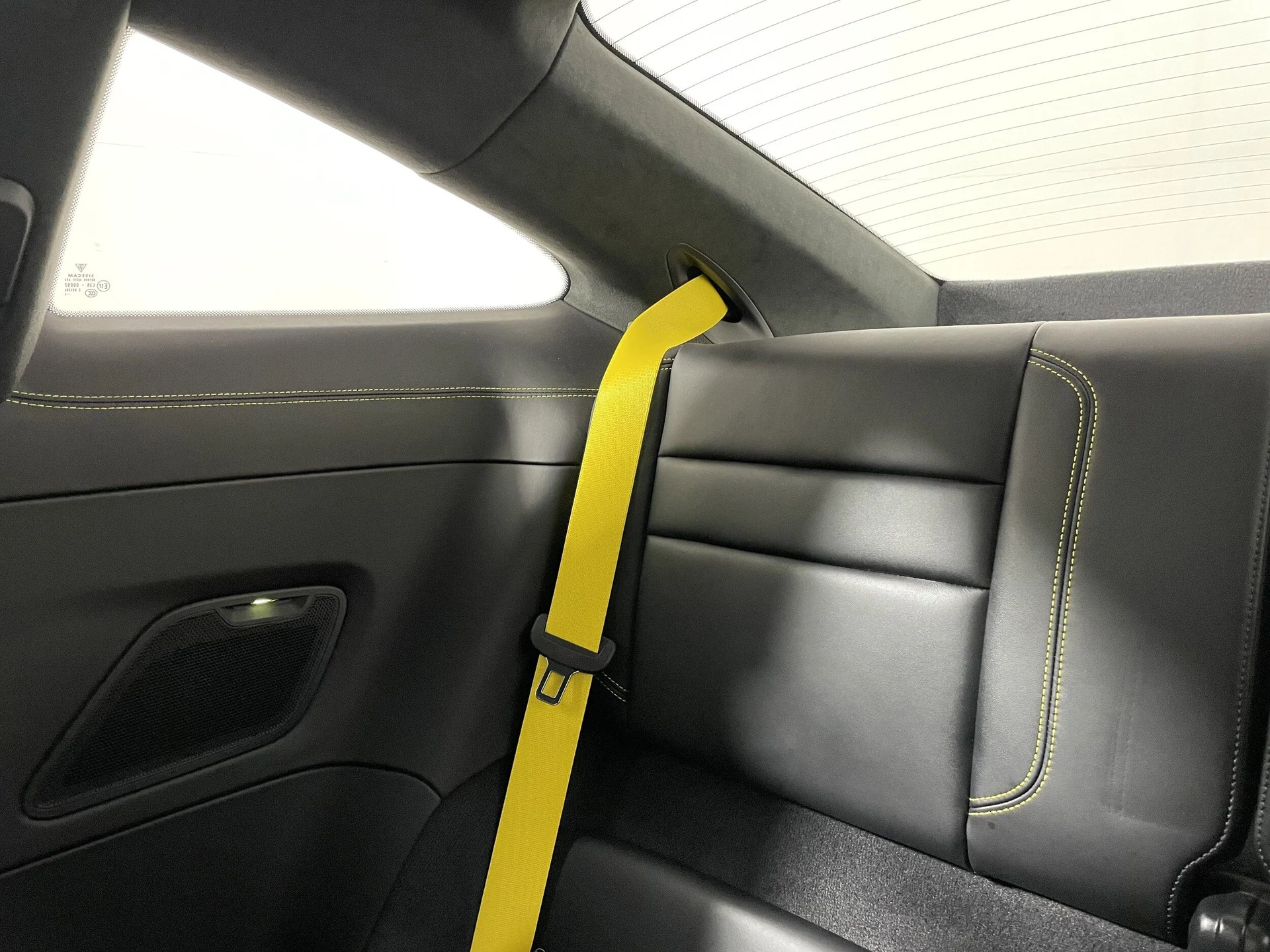 mph014_3489212489_777f92fb9bafe5987da026c707881b49x_c989b2f533