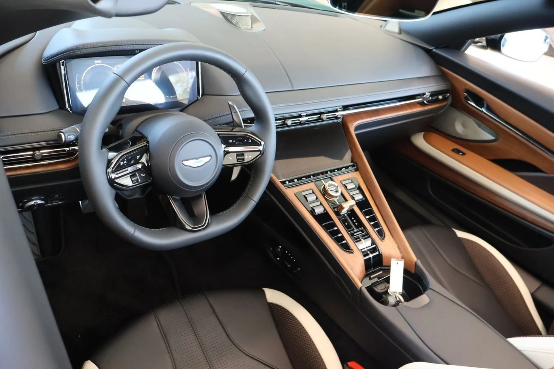 mph014_3489933647_15_4236914312