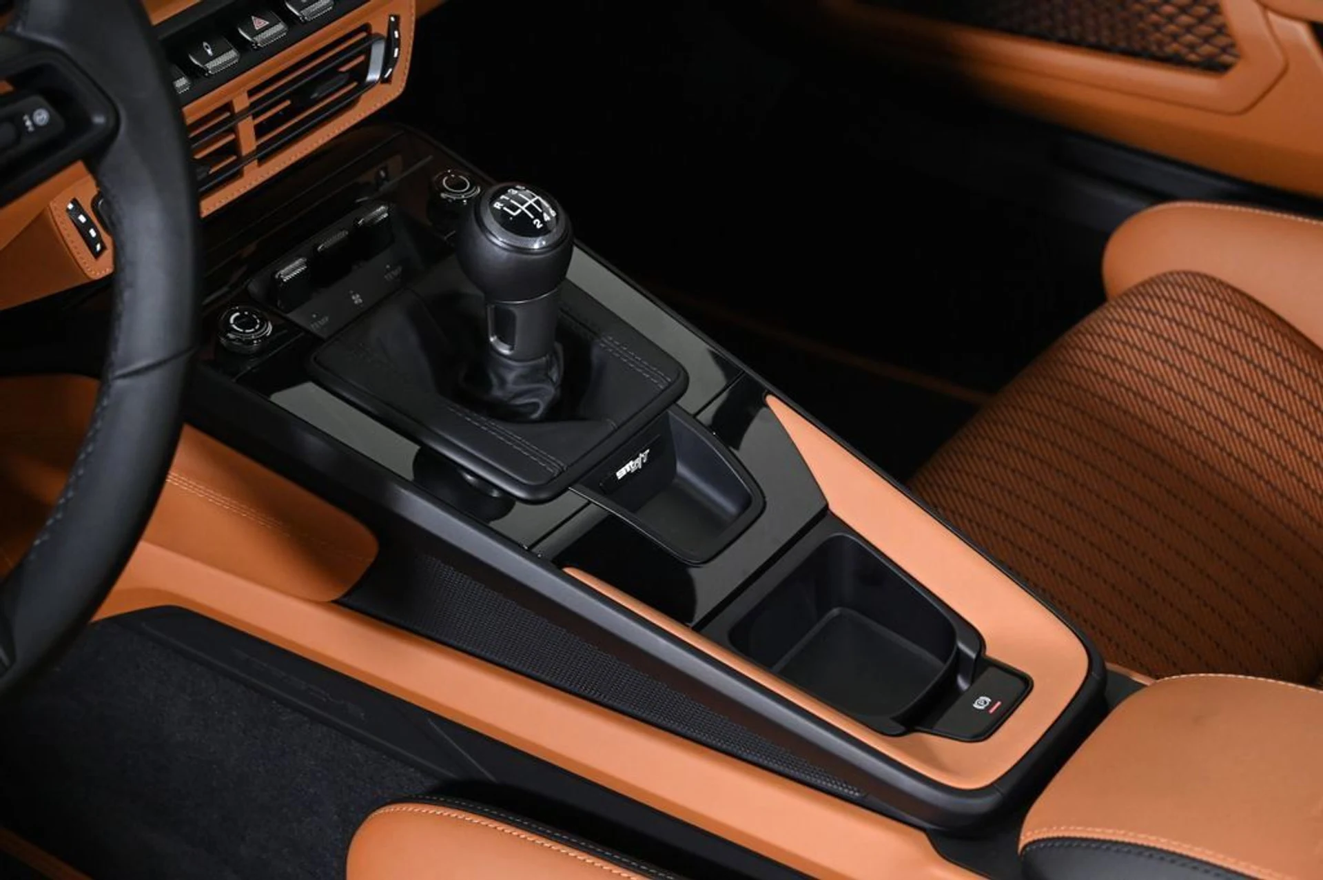 mph014_3495056663_e0a273974e4e43e886060c19b1d09598_03b462c575