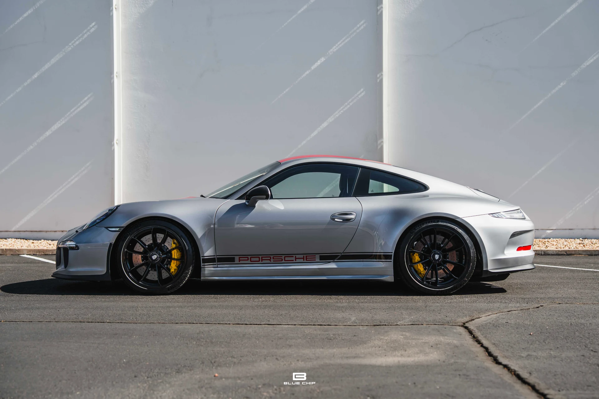 mph014_3497100052_6a2c7e04da44e995fb0b66ea_2016_Porsche_911_R_15_e7058cfab7