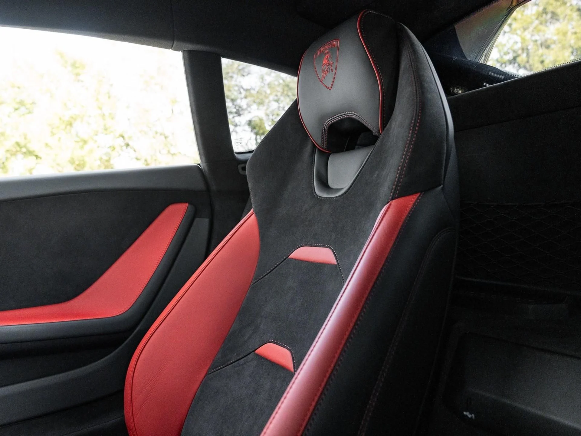 mph014_3497875690_Used_2024_Lamborghini_Huracan_Tecnica_1766091971_8766376c9b