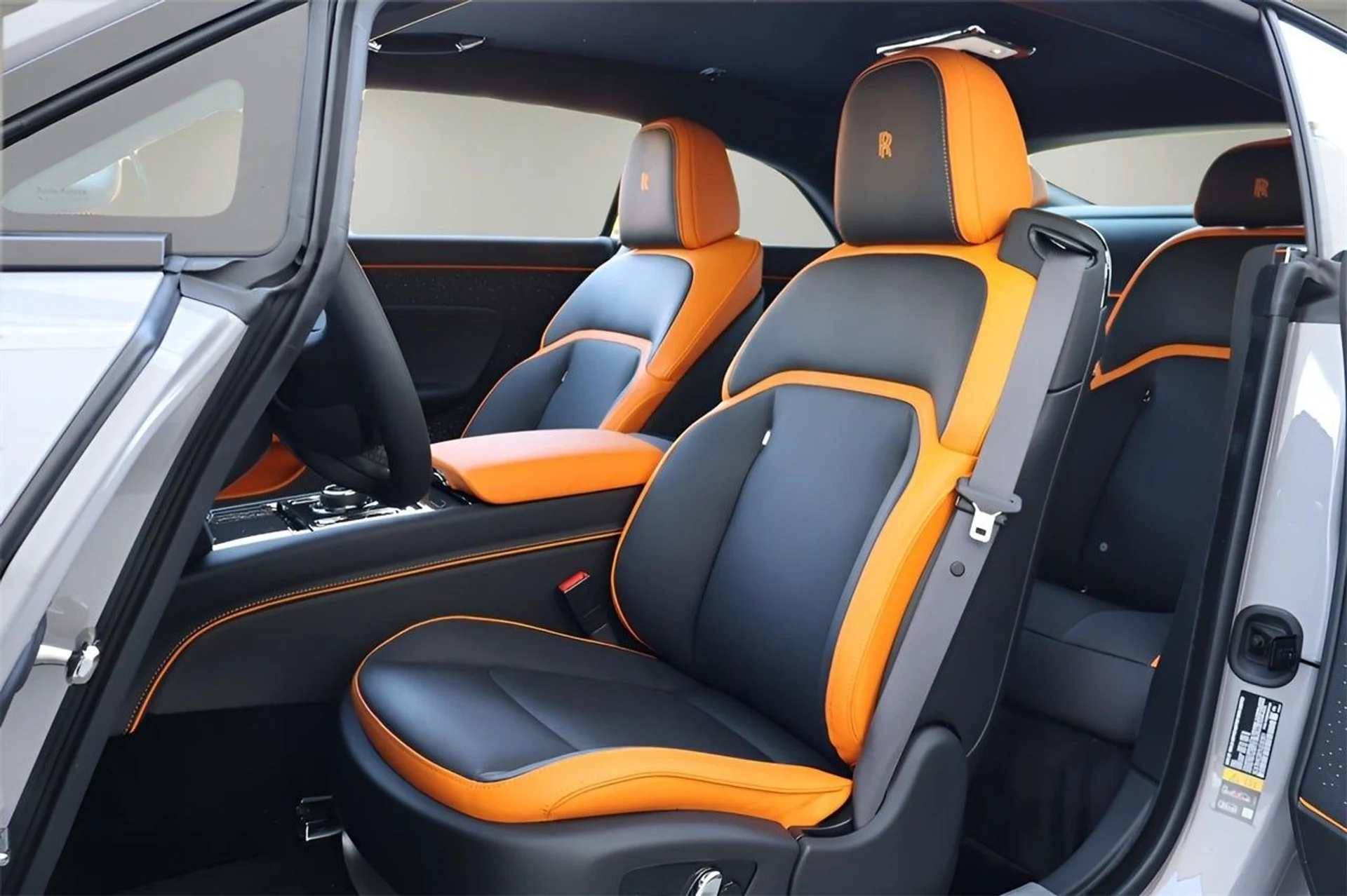 mph014_3498806515_15_b6f1afc686