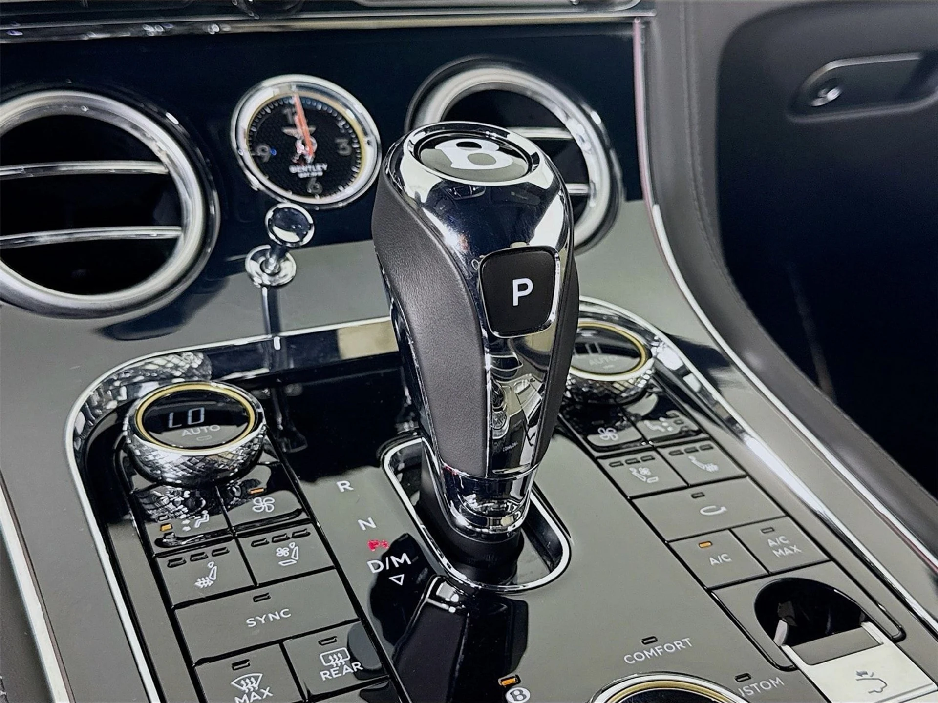 mph014_3502964730_e44a558ee7dbfbdba2c2e5c7de948d38x_2288d08548