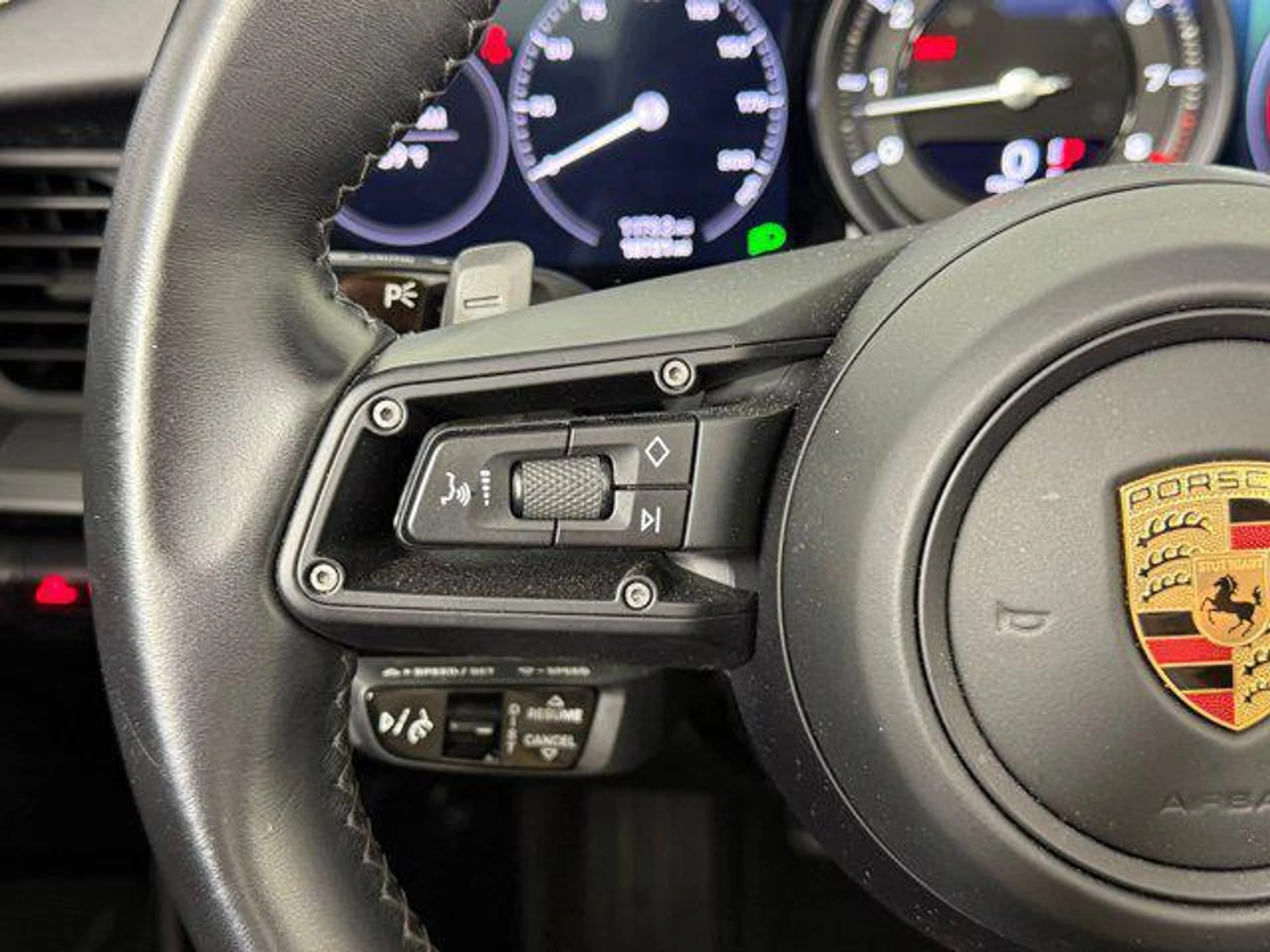 mph014_3504978998_V1hz43_Crm5_R_Apch_MAQ_28aw29_ZQ_d3176a8695