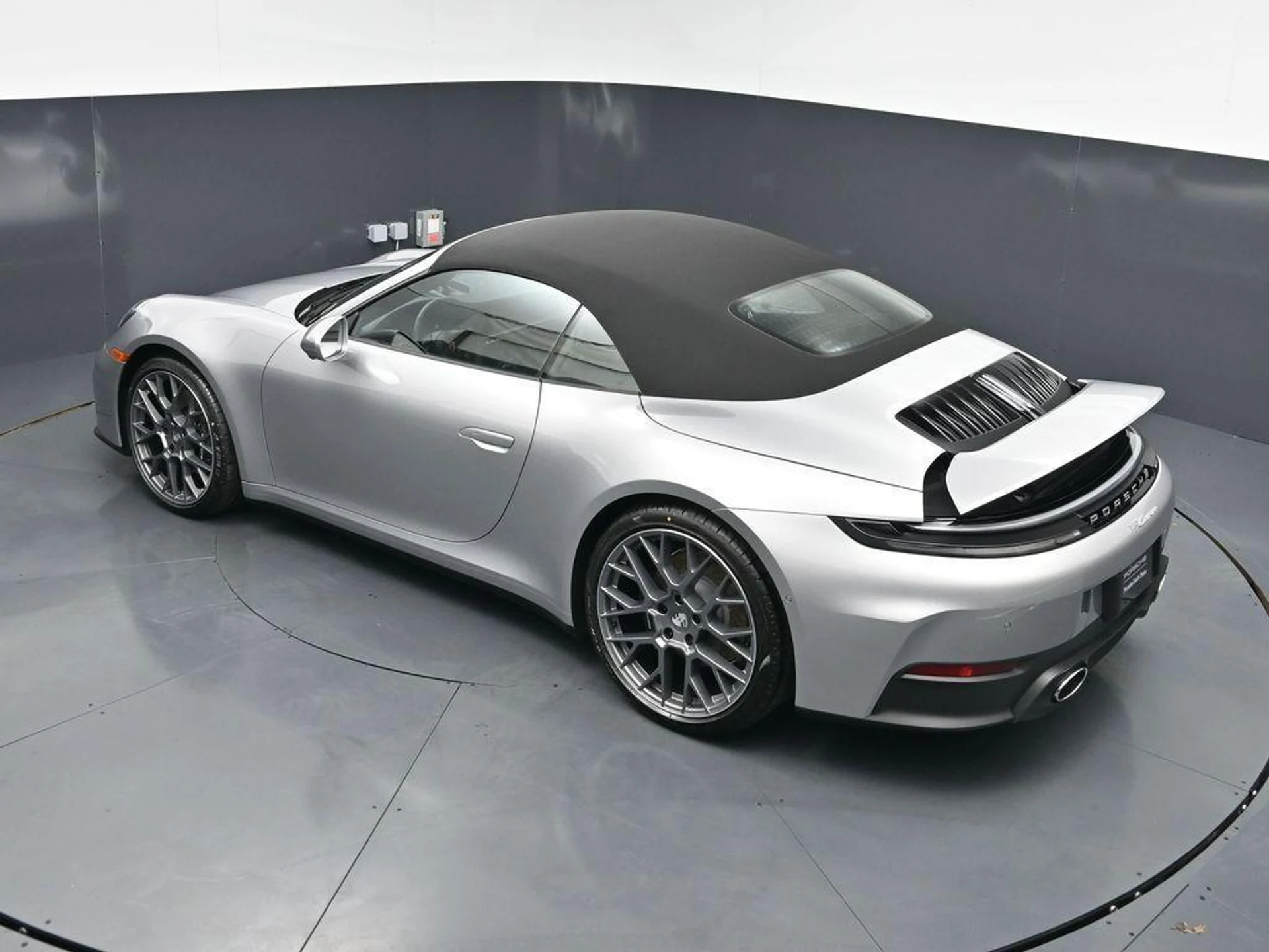 mph014_3509210440_t_PEE_Bj_Qcdb5c_Xd_FA_2k_Kem_C7_Iguw_19325f2de4