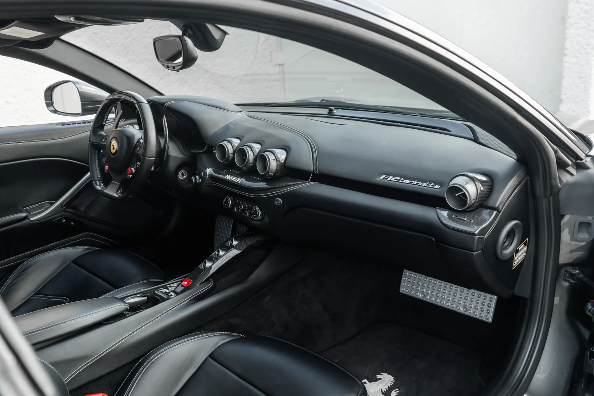 mph014_3511383436_Used_2015_Ferrari_F12berlinetta_1763421627_8352e15b1a