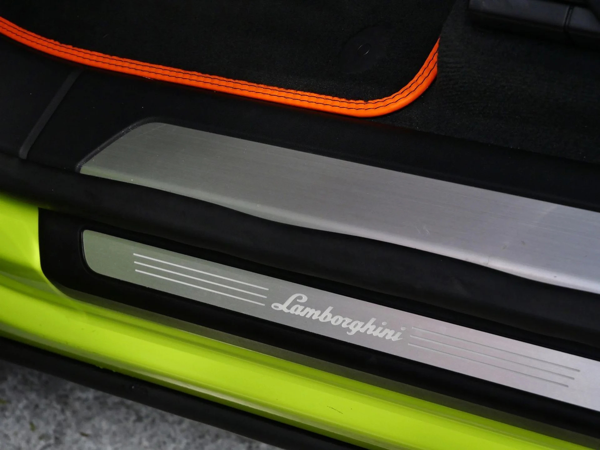 mph014_3514320327_7dc92371a2e3c1dd823d81bd77b5a9fbx_ec61d45900