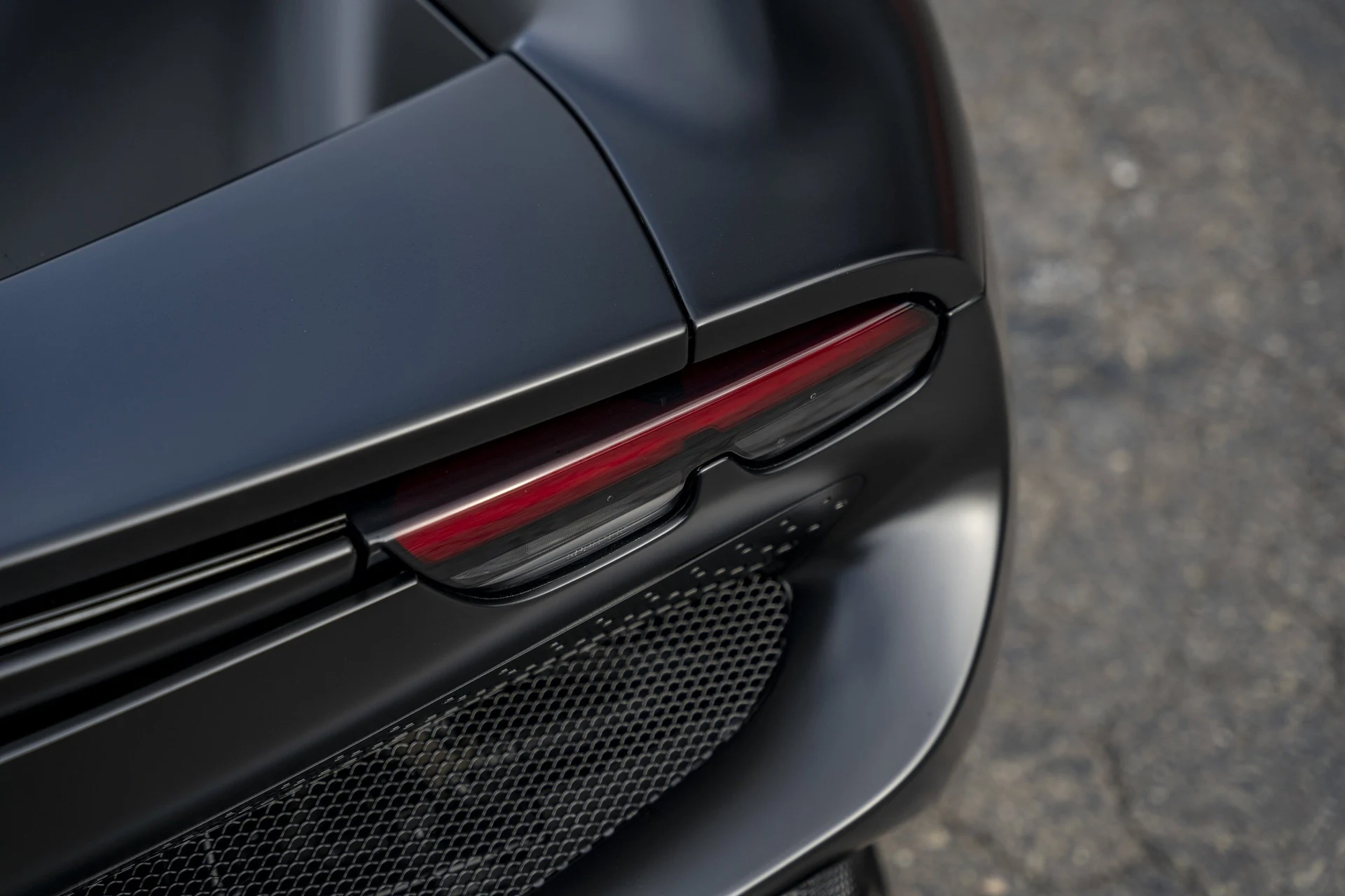 mph014_3524184435_7824b05b8a4e40e5b84b1c7e2576aa2e_ae93323db4