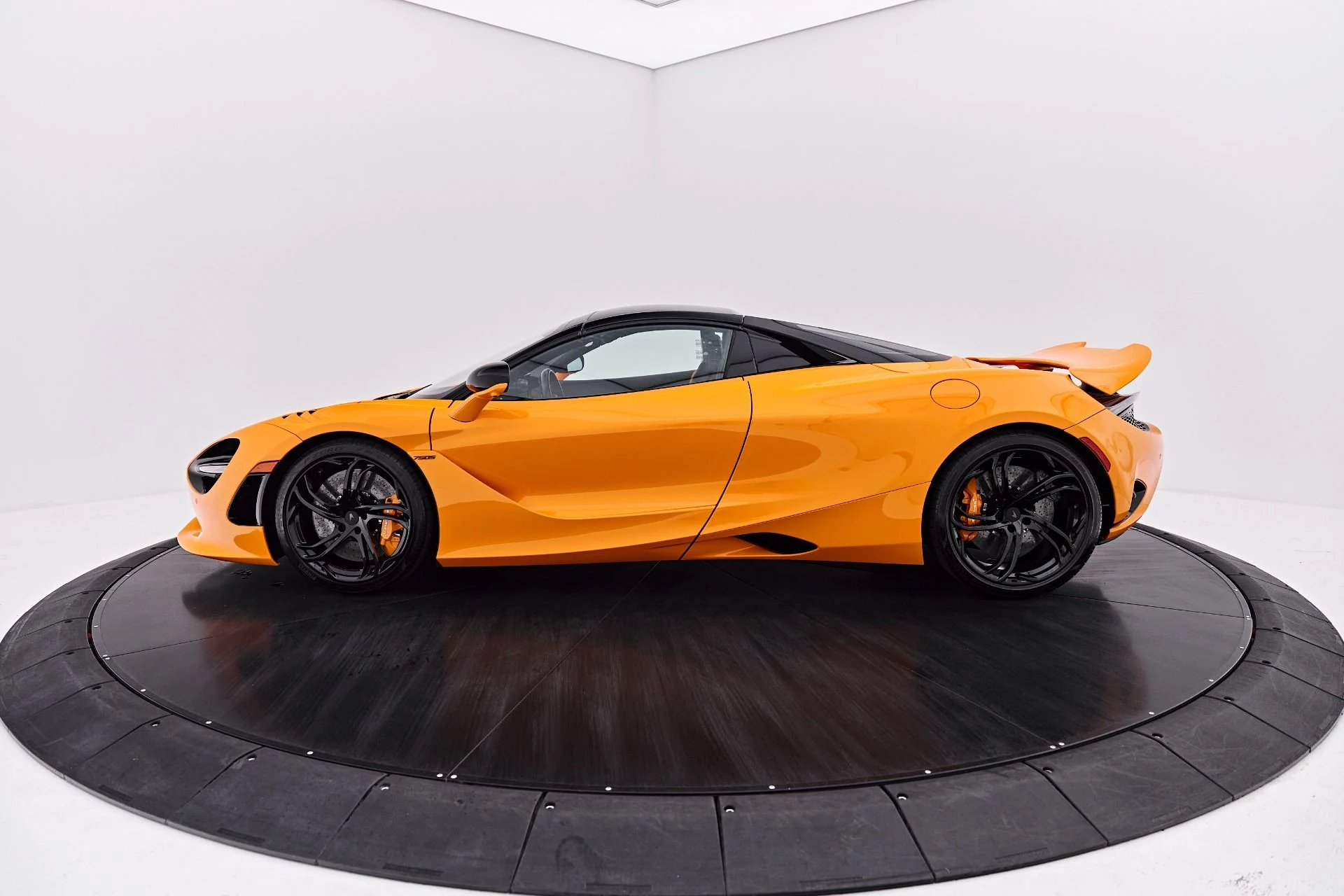 mph014_3528844655_Used_2025_Mc_Laren_750_S_1786993645_5663bac4c6
