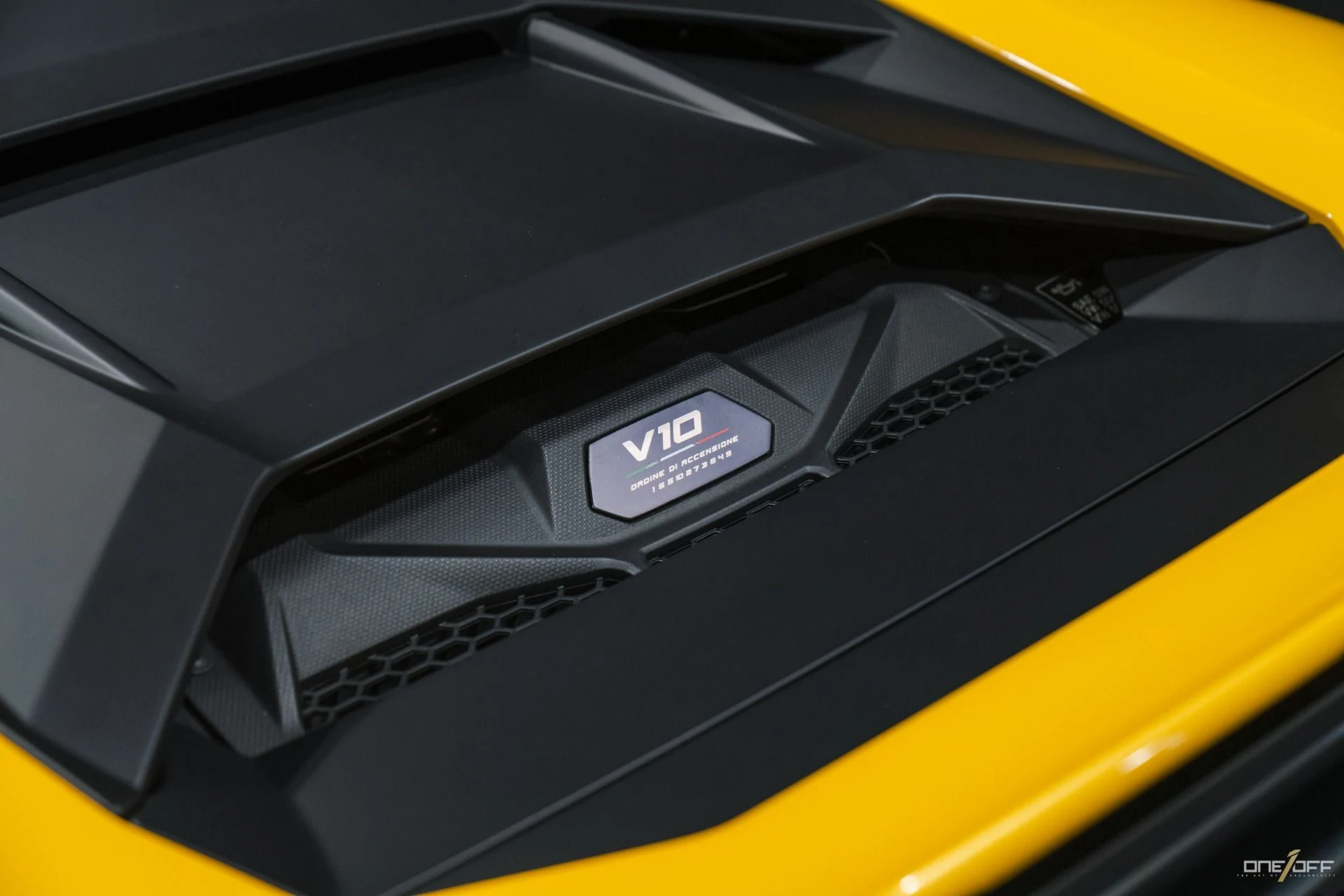 mph014_3529655873_Used_2024_Lamborghini_Huracan_Sterrato_1757040666_3e7a8fec35