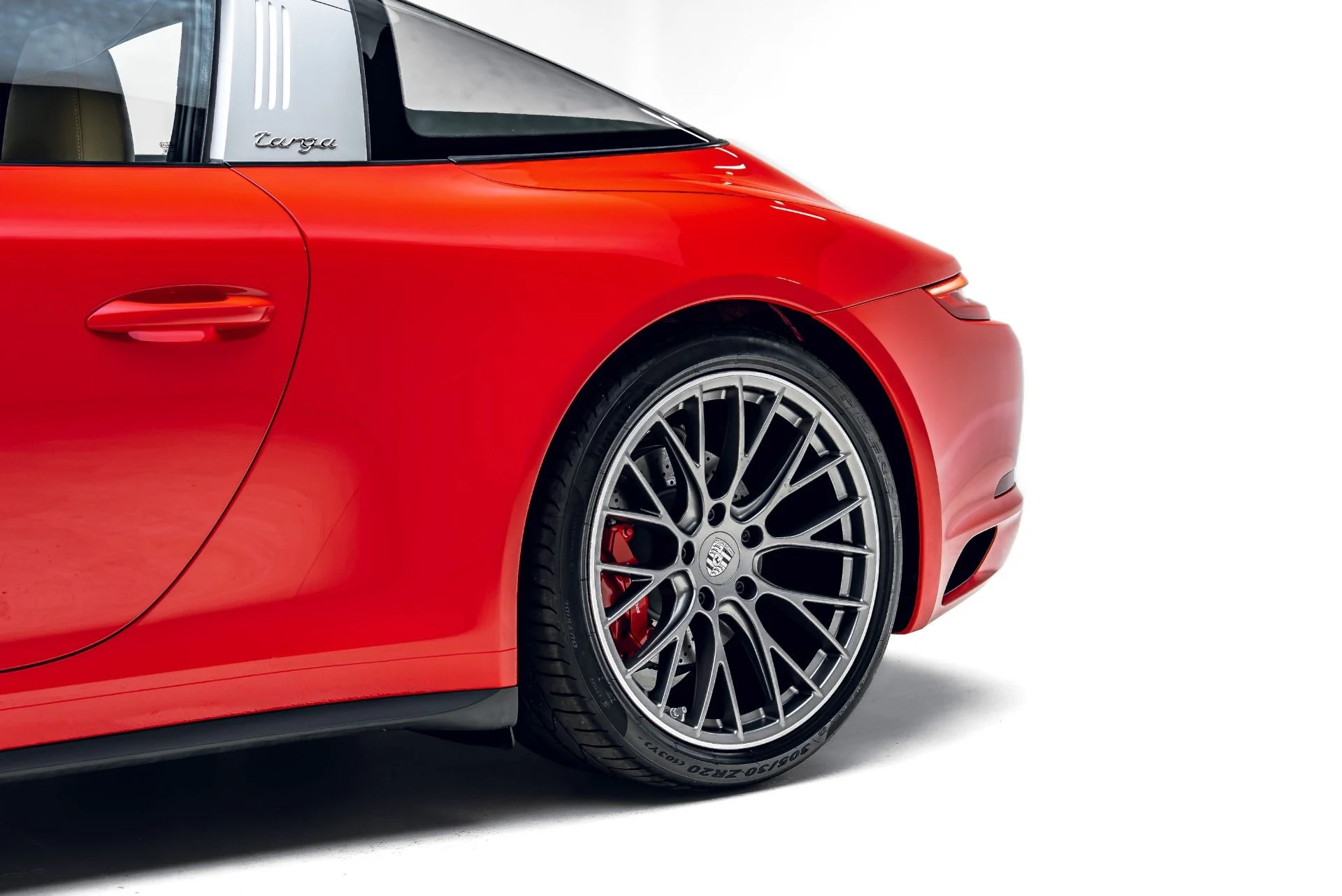 mph014_3533892049_Used_2019_Porsche_911_Targa_4_S_1783372828_7fe6efdcaa