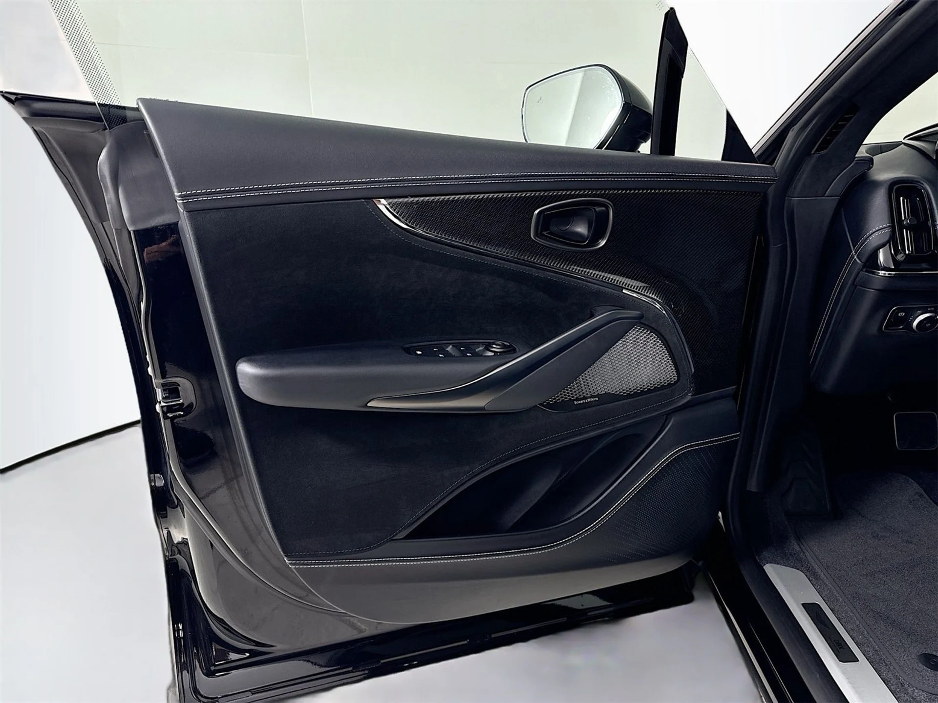 mph014_3539115491_59e2538ce3e672e2294bc1b41d1fd793x_a6b3948404