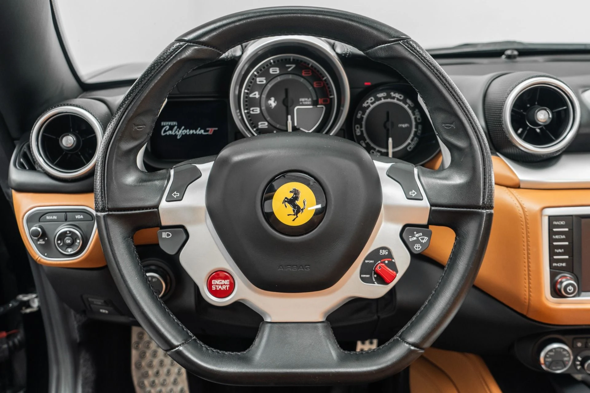 mph014_3541828217_Used_2015_Ferrari_California_Full_Power_and_Heated_Seats_Twin_Turbo_V8_1776271137_208d90c584