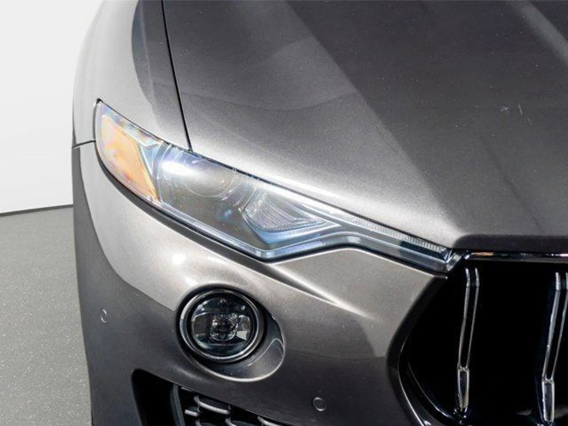 mph014_3542635727_u25_b_Ux_sdk0v8v_J_Ixp3o_Ll3ee_E_ff3f5cc4bf