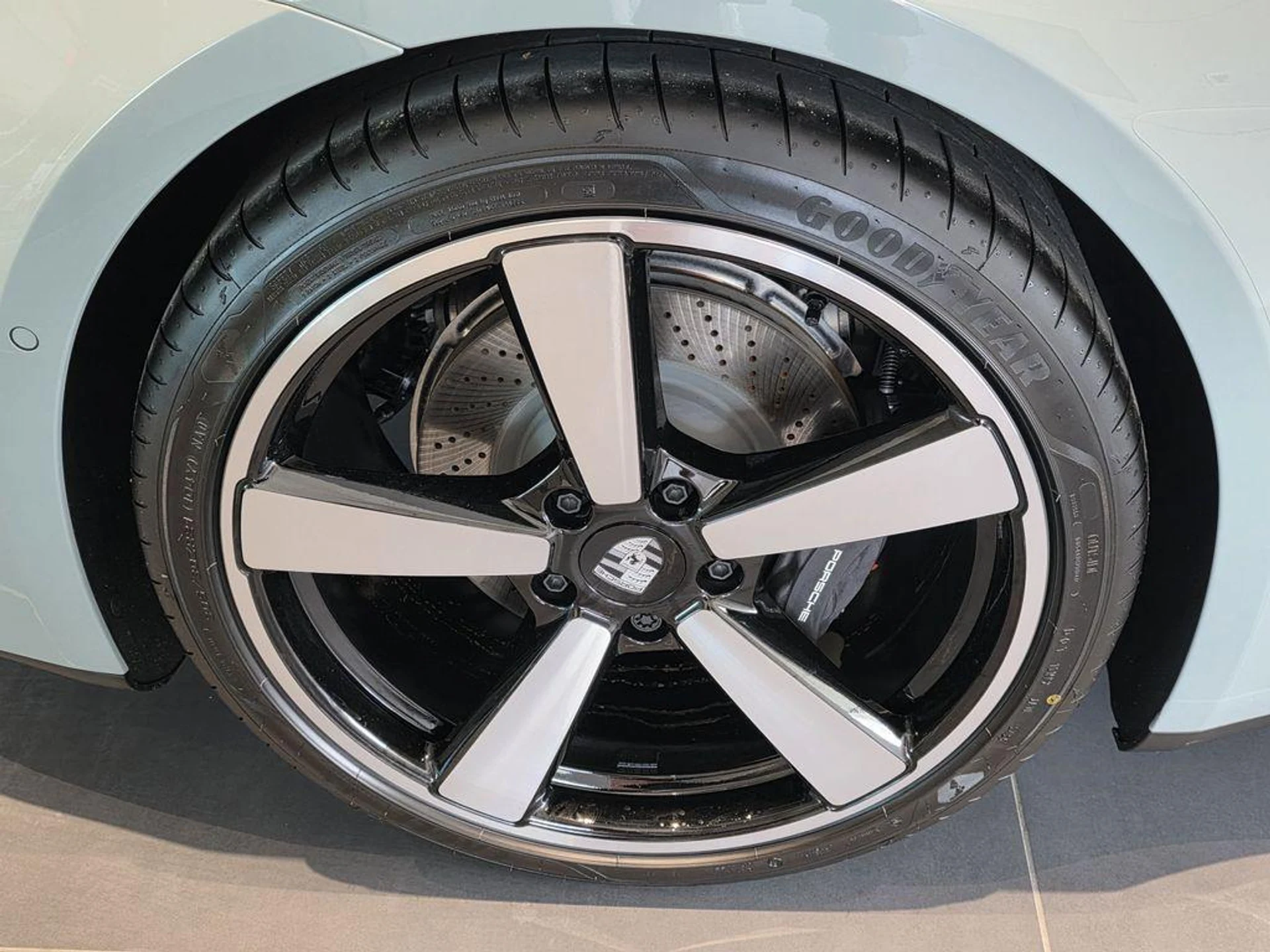 mph014_3542888379_lat6e_M_Mg_CF_9_Ec_Kakrg9_PX_1_Lbbi0_0d0fa86c1a