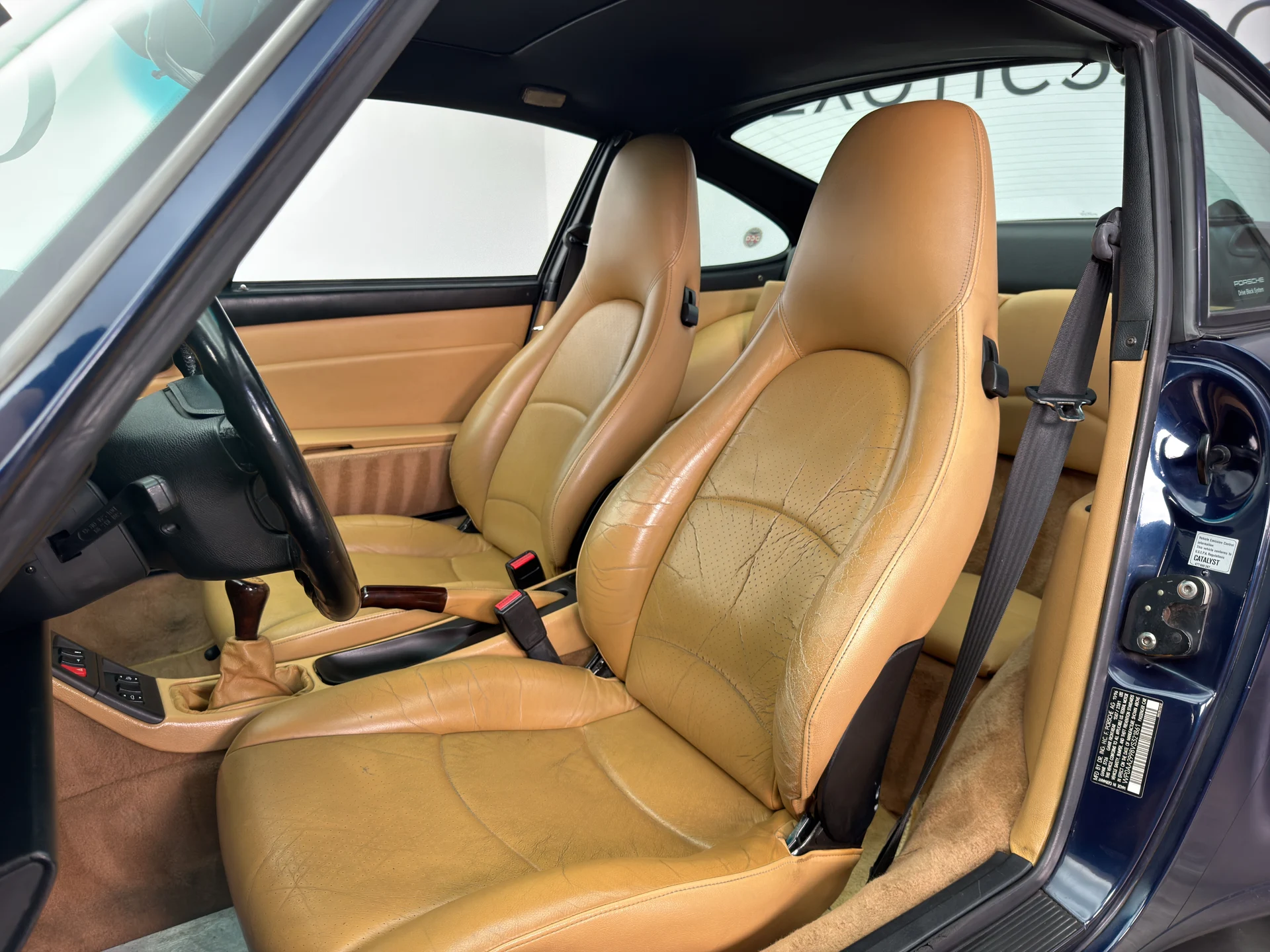 mph014_3545114788_RP_8523_interior_002_b784c5de63