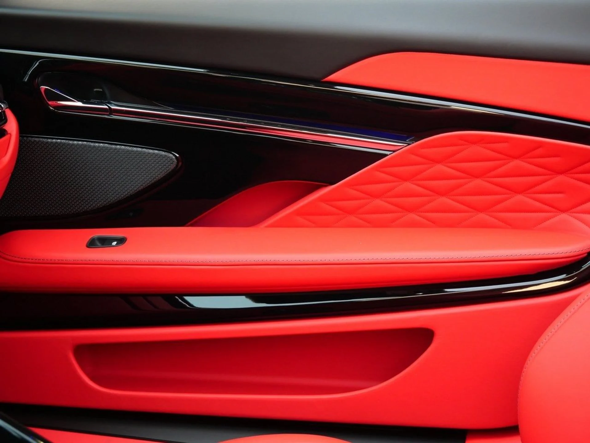 mph014_3562700115_4b900aa6b814eb17bd5b86e751da7c3bx_9ce6d70ca6