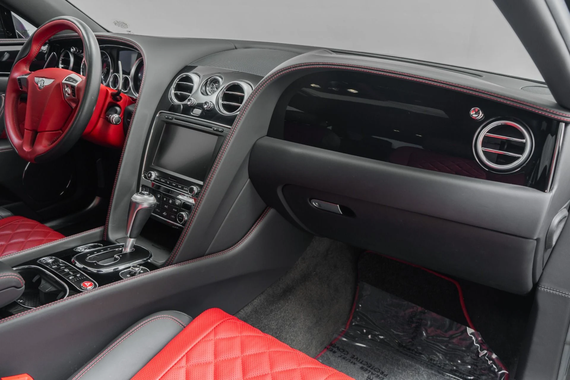 mph014_3566430843_Used_2017_Bentley_Flying_Spur_V8_S_Two_Tone_Interior_Low_Miles_521_Horsepower_1773860455_7effcdc39c