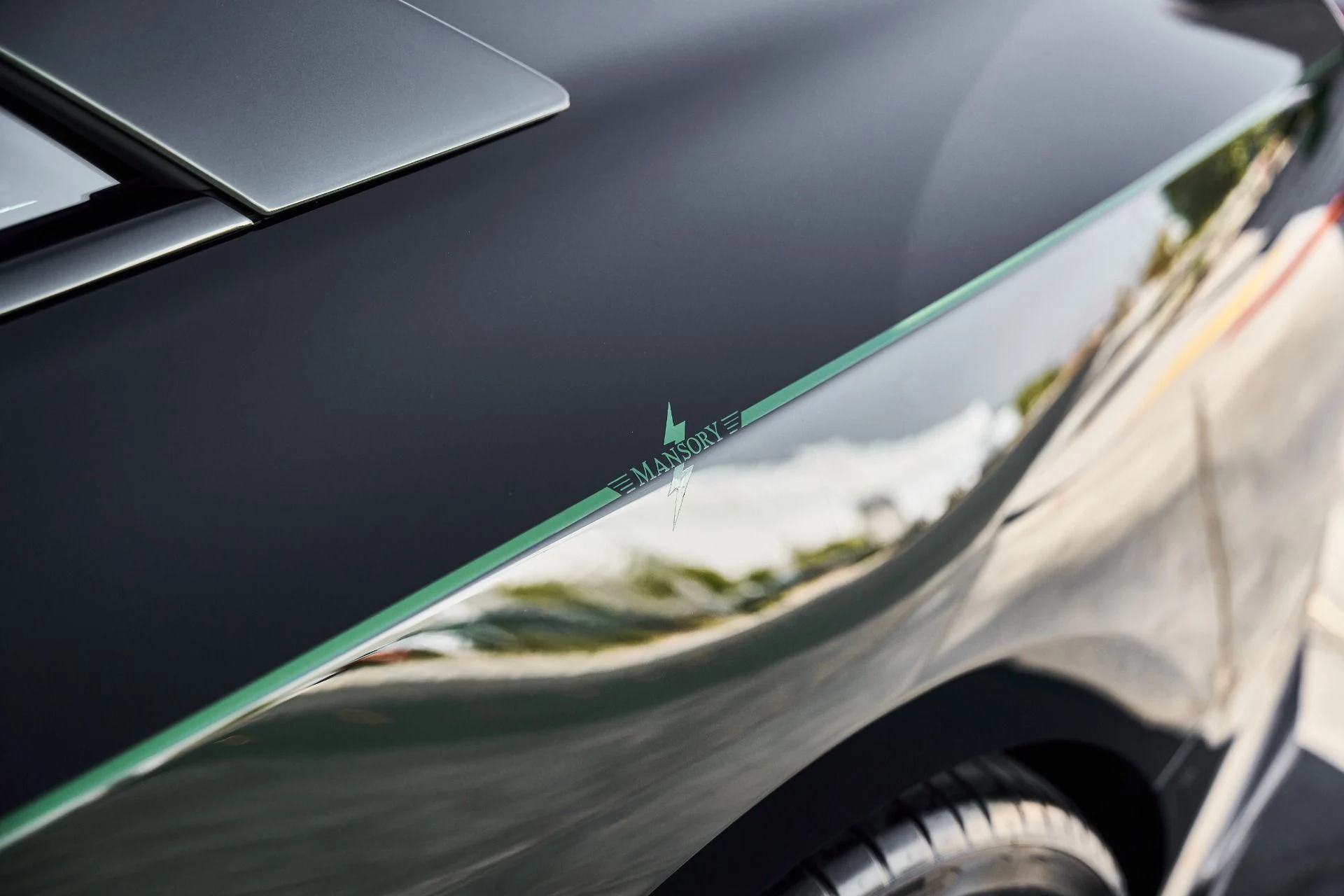 mph014_3568171067_Used_2024_Rolls_Royce_Spectre_Mansory_1776840022_f7e656ecb5