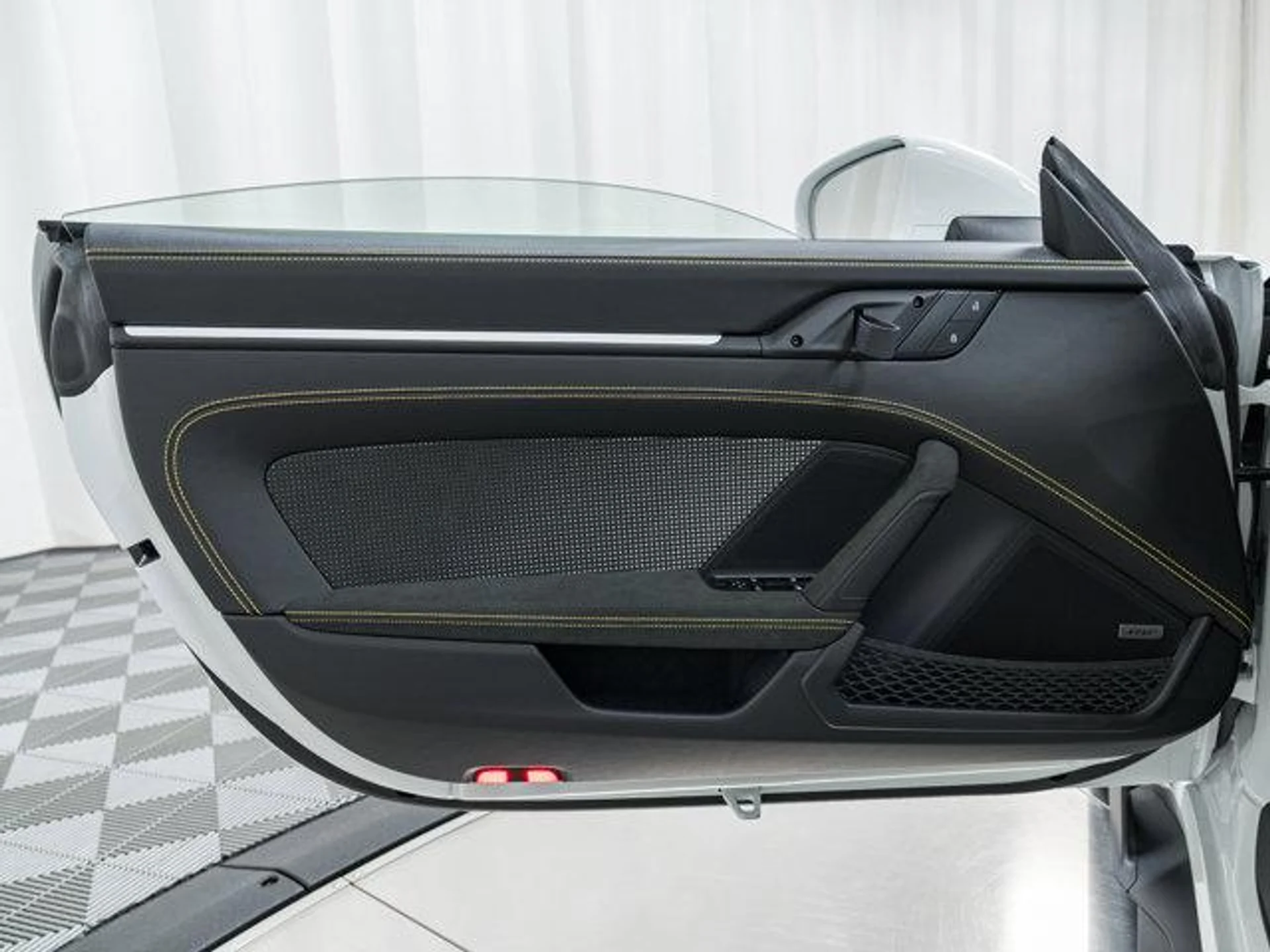 mph014_3569008023_BX_Bx_S1_Q_Pvl_Tv_C_Fj_Sc_F7m_O_Ql_Ay8_4bbc8f980c