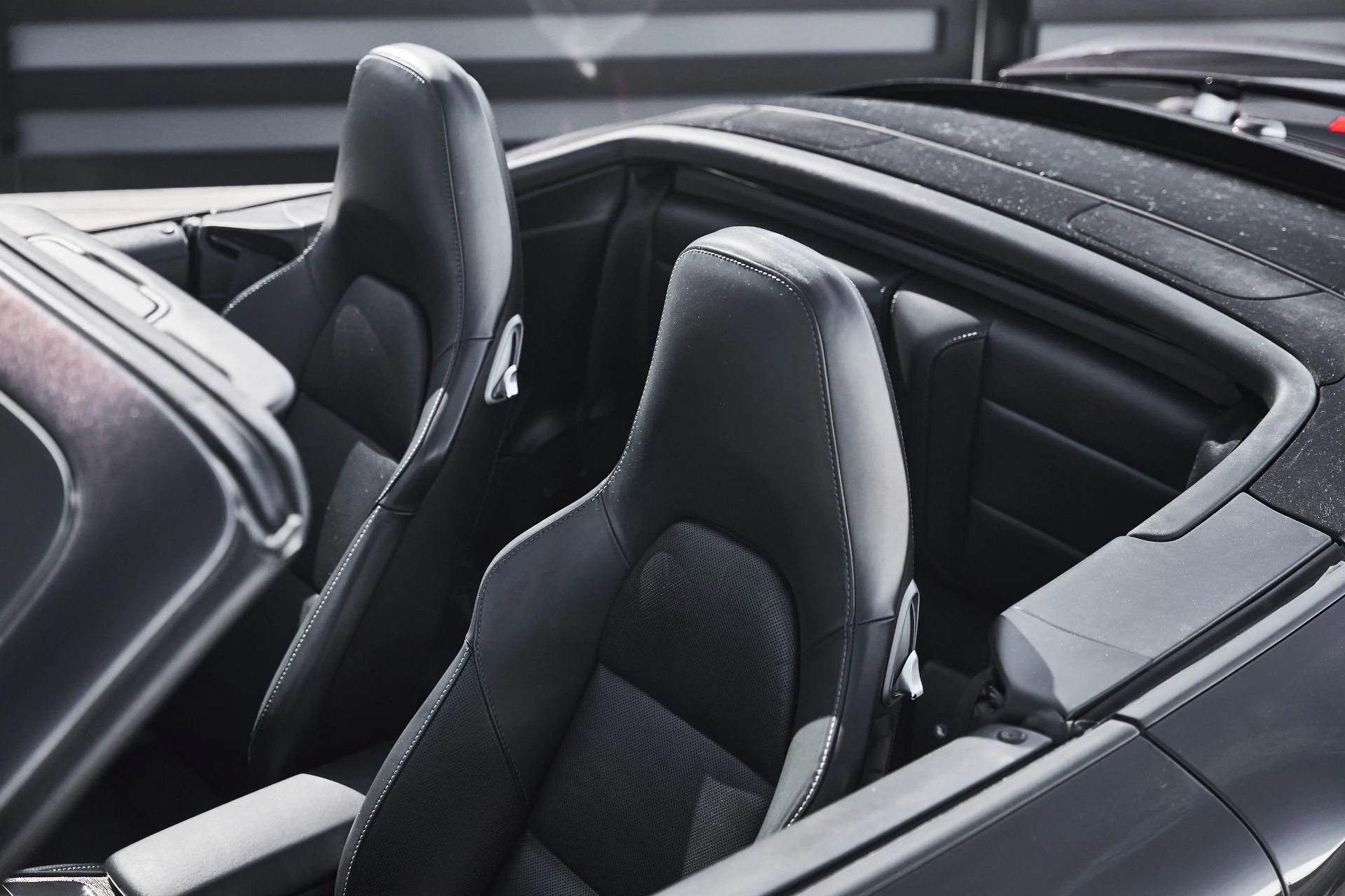 mph014_3574663149_Used_2014_Porsche_911_Turbo_S_1776734562_6f7d6b3493