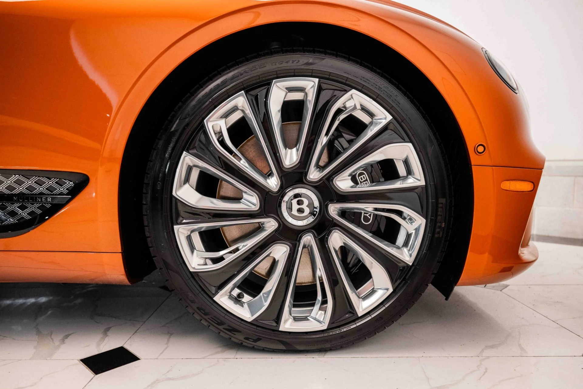 mph014_3582774192_Used_2024_Bentley_Continental_GTC_Mulliner_W12_1720134236_61499b9ef3