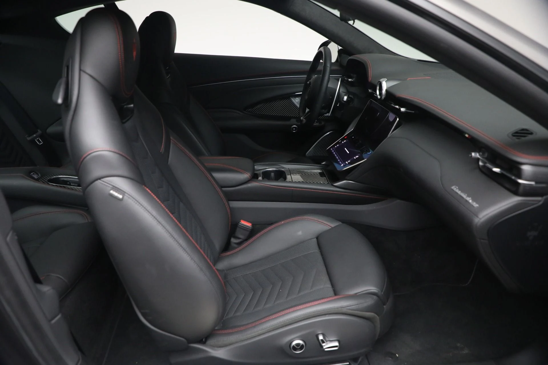 mph014_3583215923_Used_2024_Maserati_Gran_Turismo_Trofeo_1780437005_1b30450891