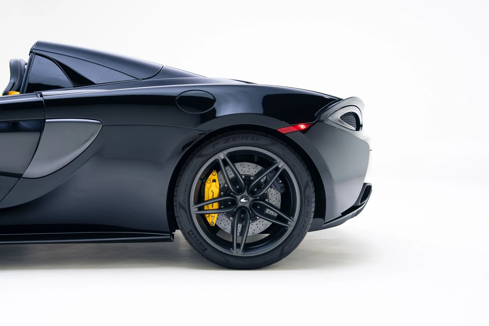 mph014_3585218491_Used_2019_Mc_Laren_570_S_Spider_1767812844_014d04d228