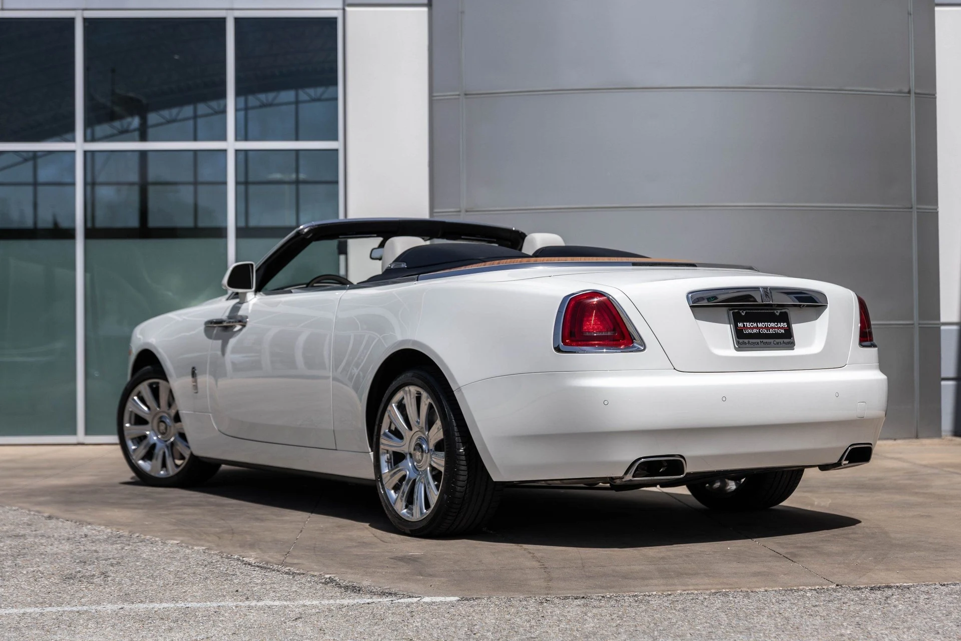 mph014_3587841062_Hi_Tech_Luxury_Imports_LLC_SCA_666_D50_HU_107224_image_14_a6181ee447
