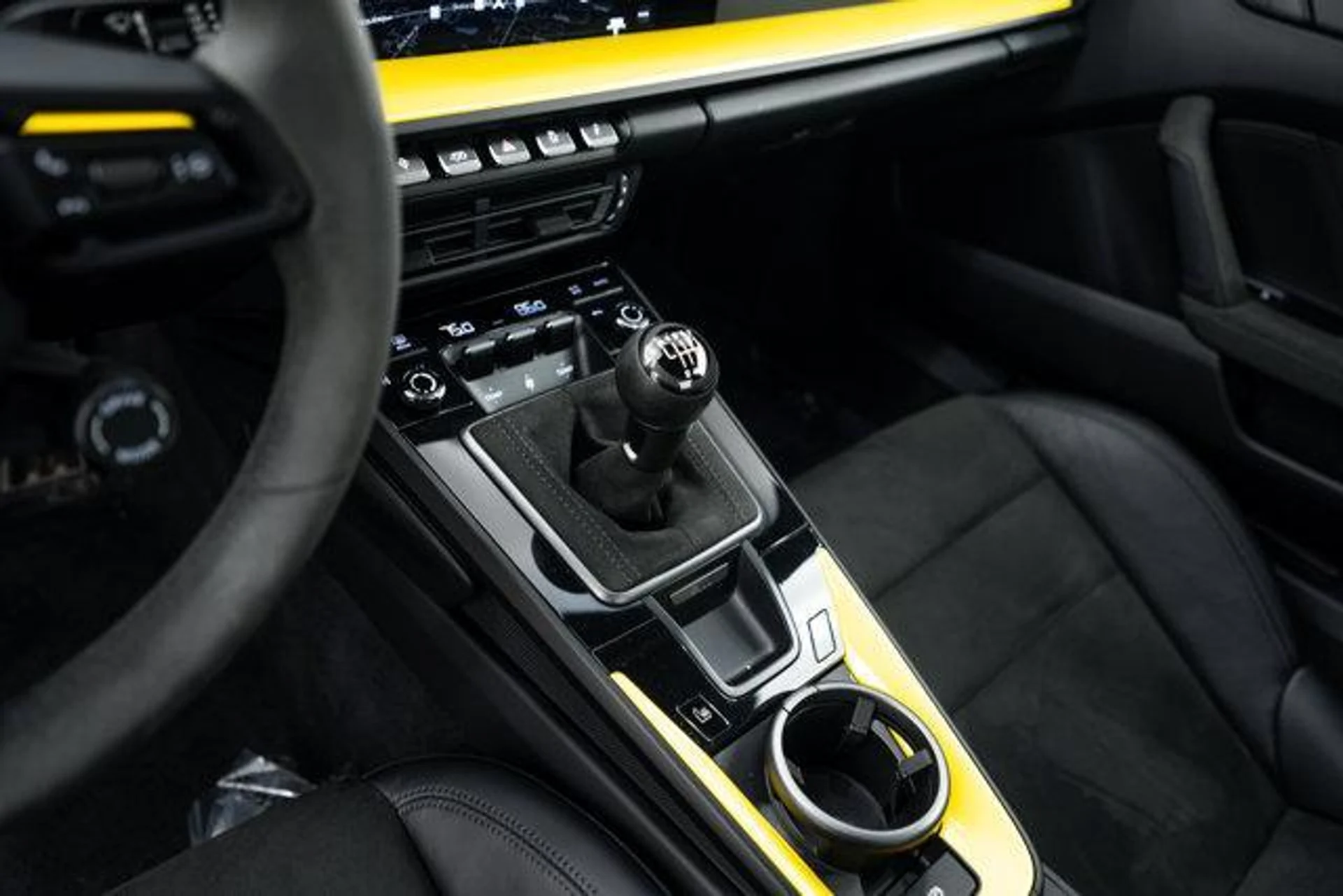 mph014_359110180_n_Rx4_EZM_01h0_EQMNRR_Fug_NK_Sumzg_902ef3ef47