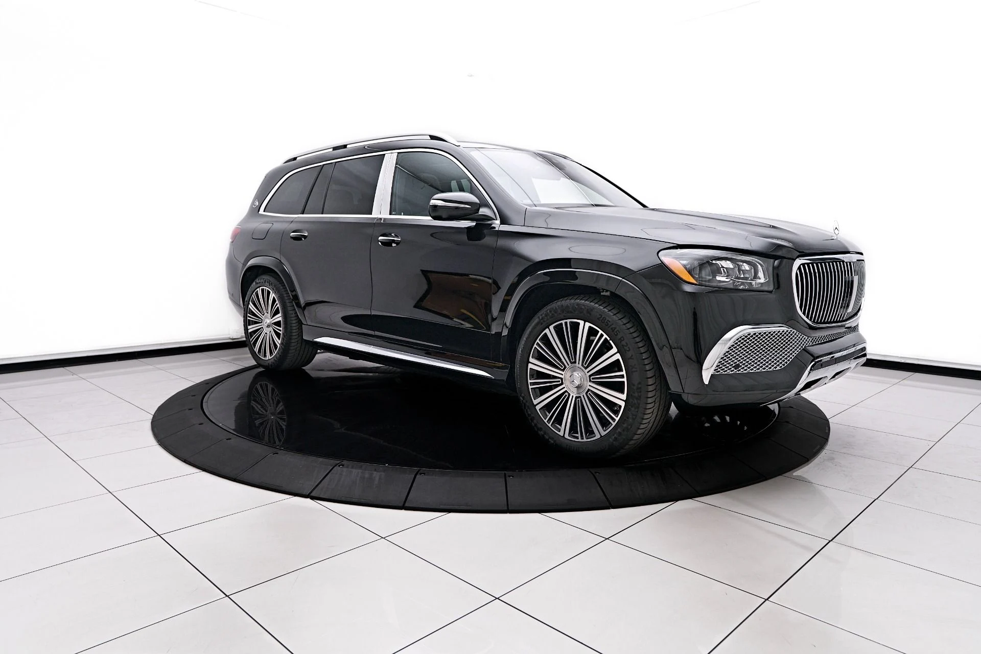 mph014_3592207505_Used_2023_Mercedes_Benz_GLS_Maybach_GLS_600_1762799206_47cee21976