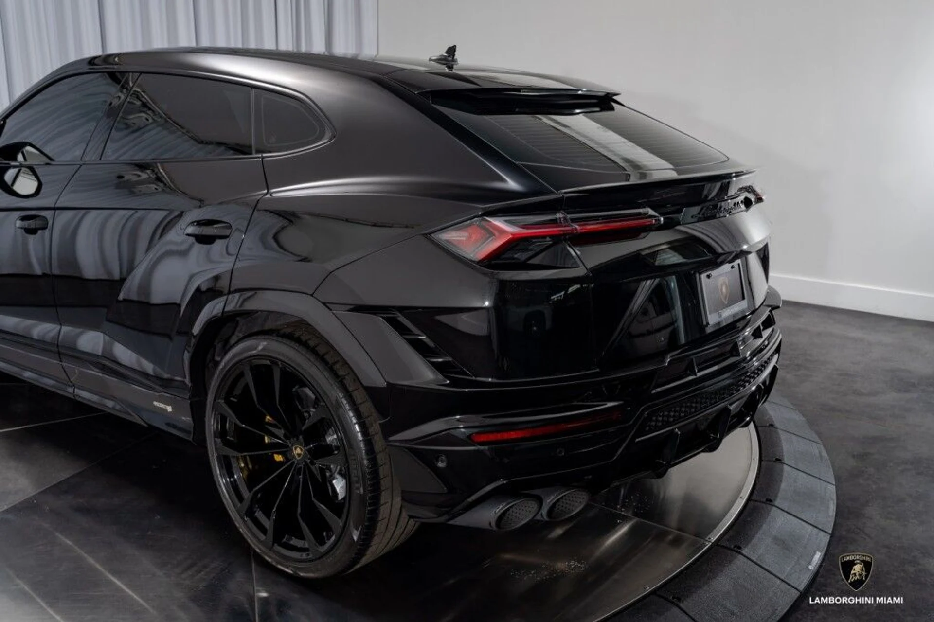 mph014_3610712494_2a839674ff402d4740ce079615458c40_d947b40552