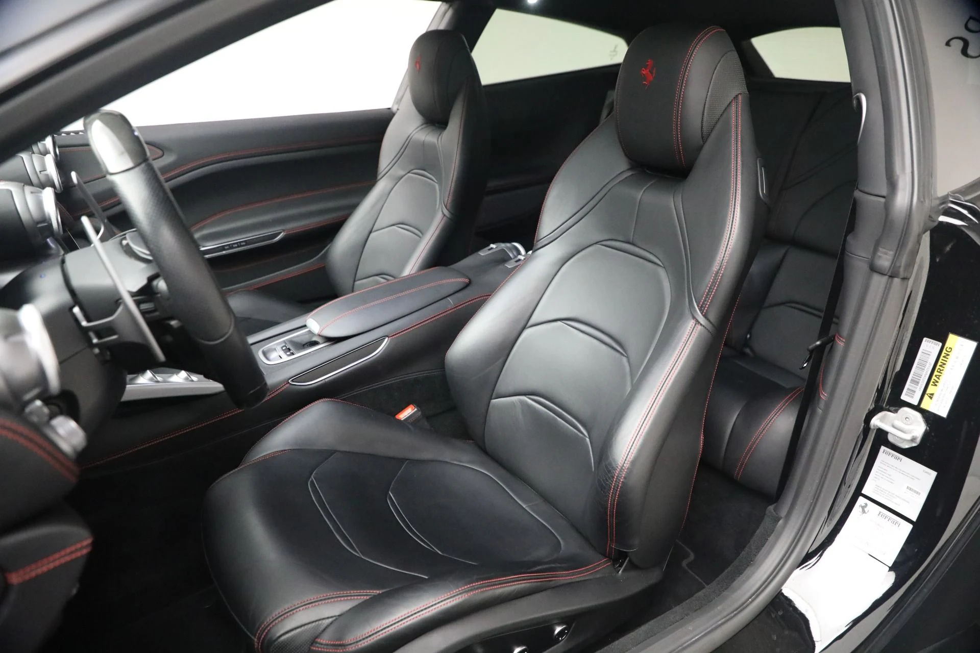 mph014_3616112192_Used_2018_Ferrari_GTC_4_Lusso_1771085143_07afc003f1